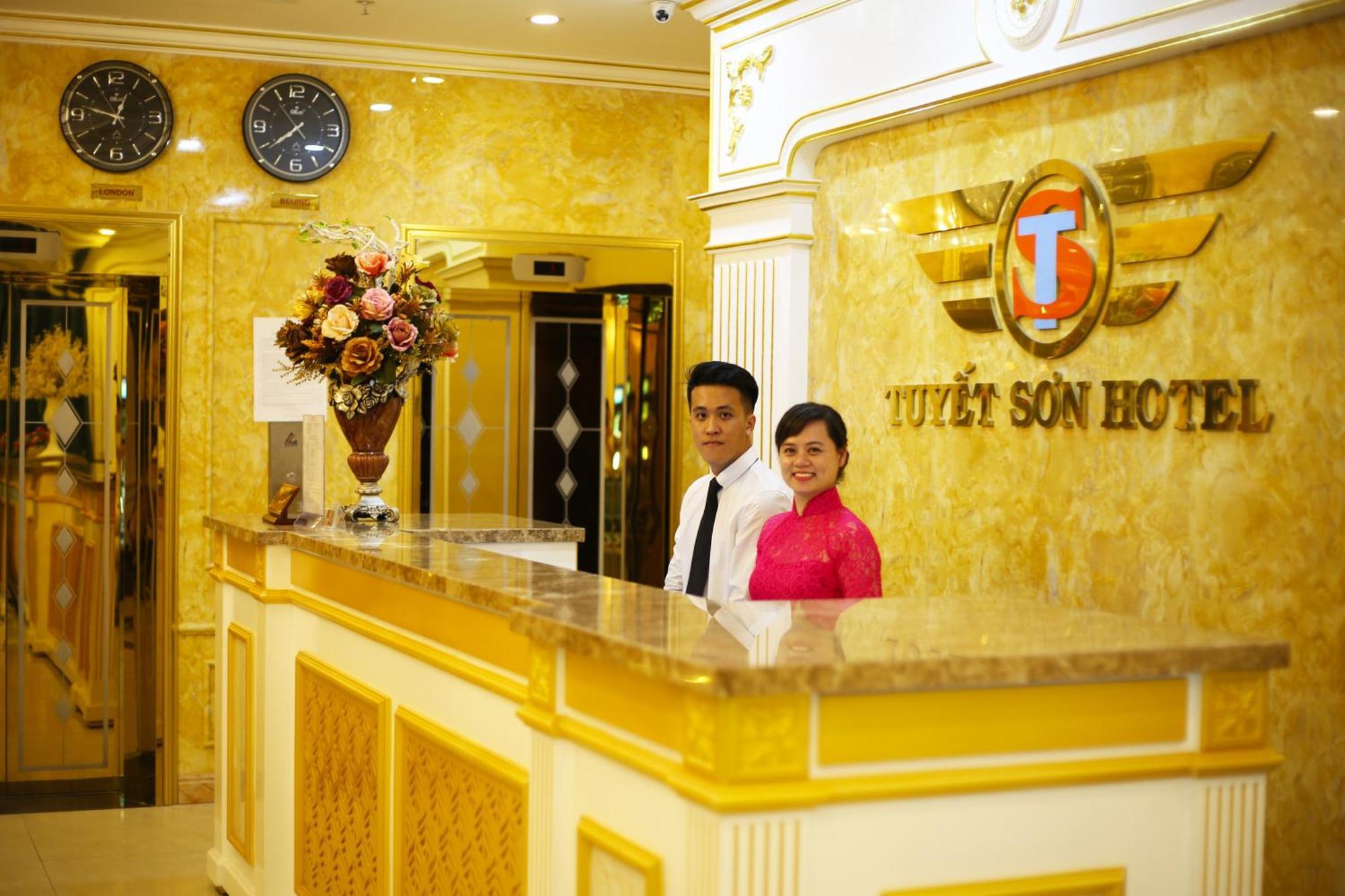 Tuyet Son Da Nang