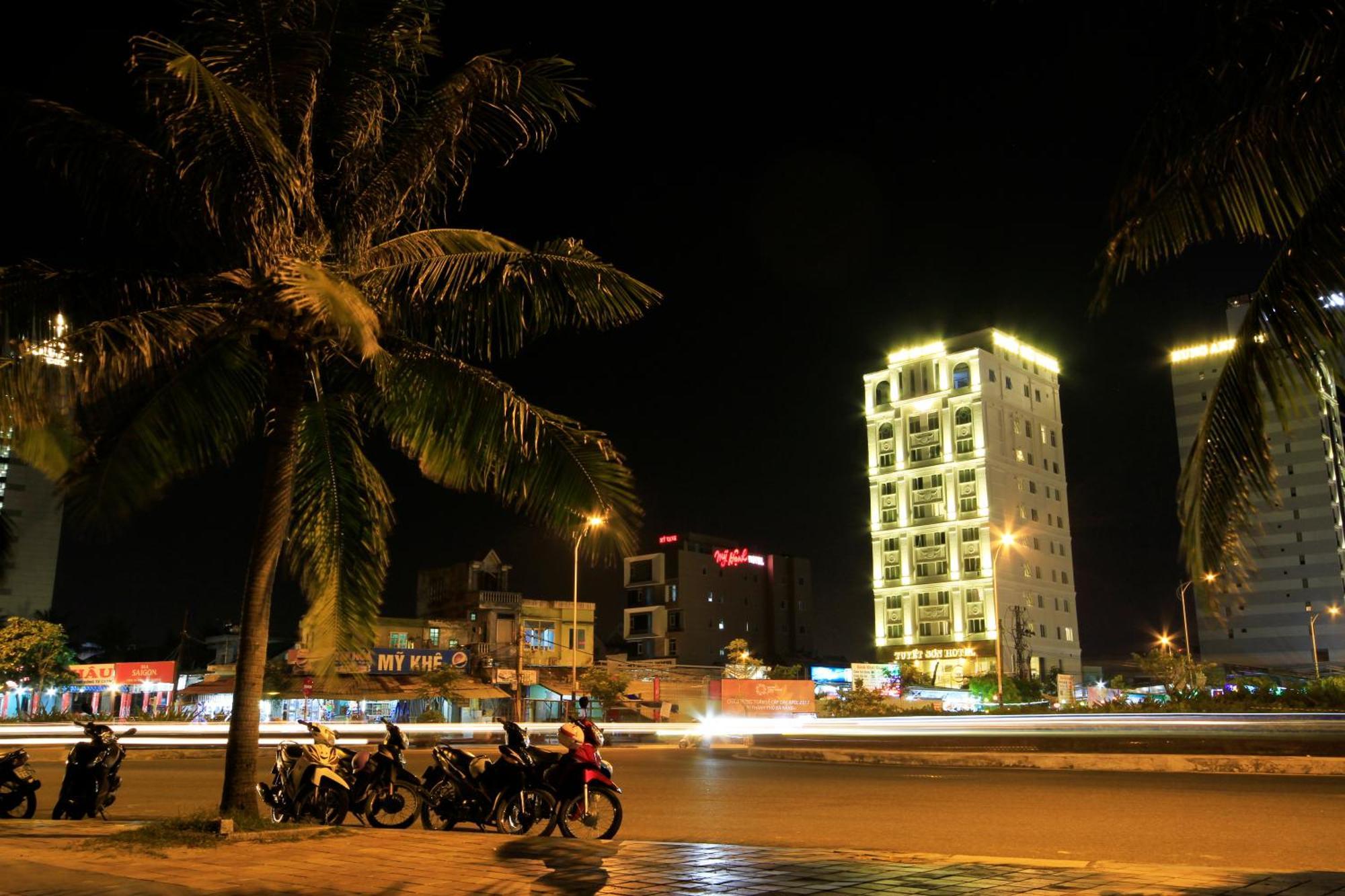 Hotel Tuyet Son 4*