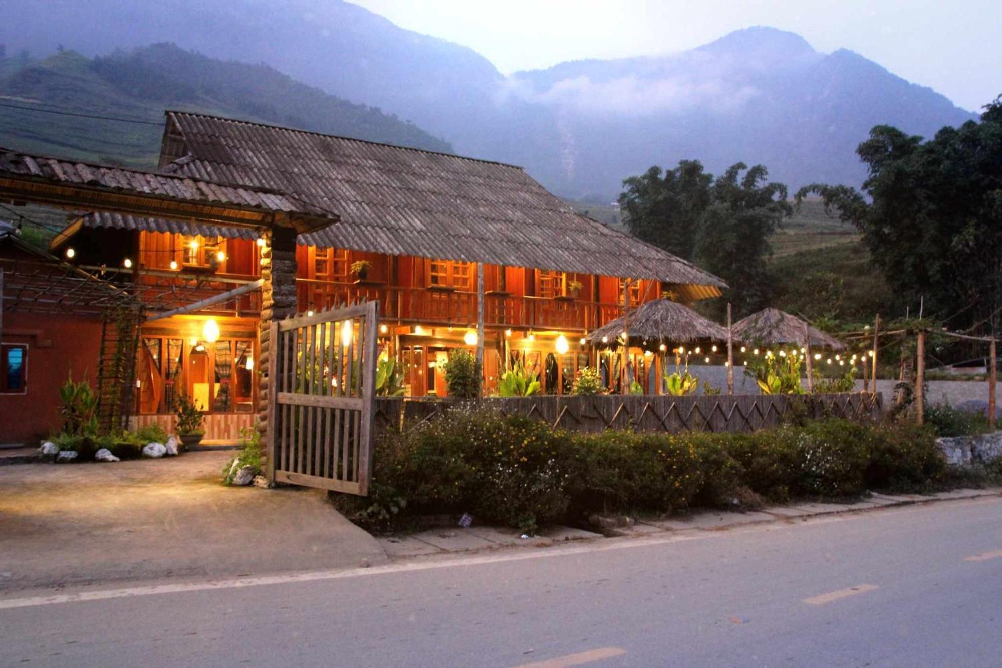 Surelee House And Trekking