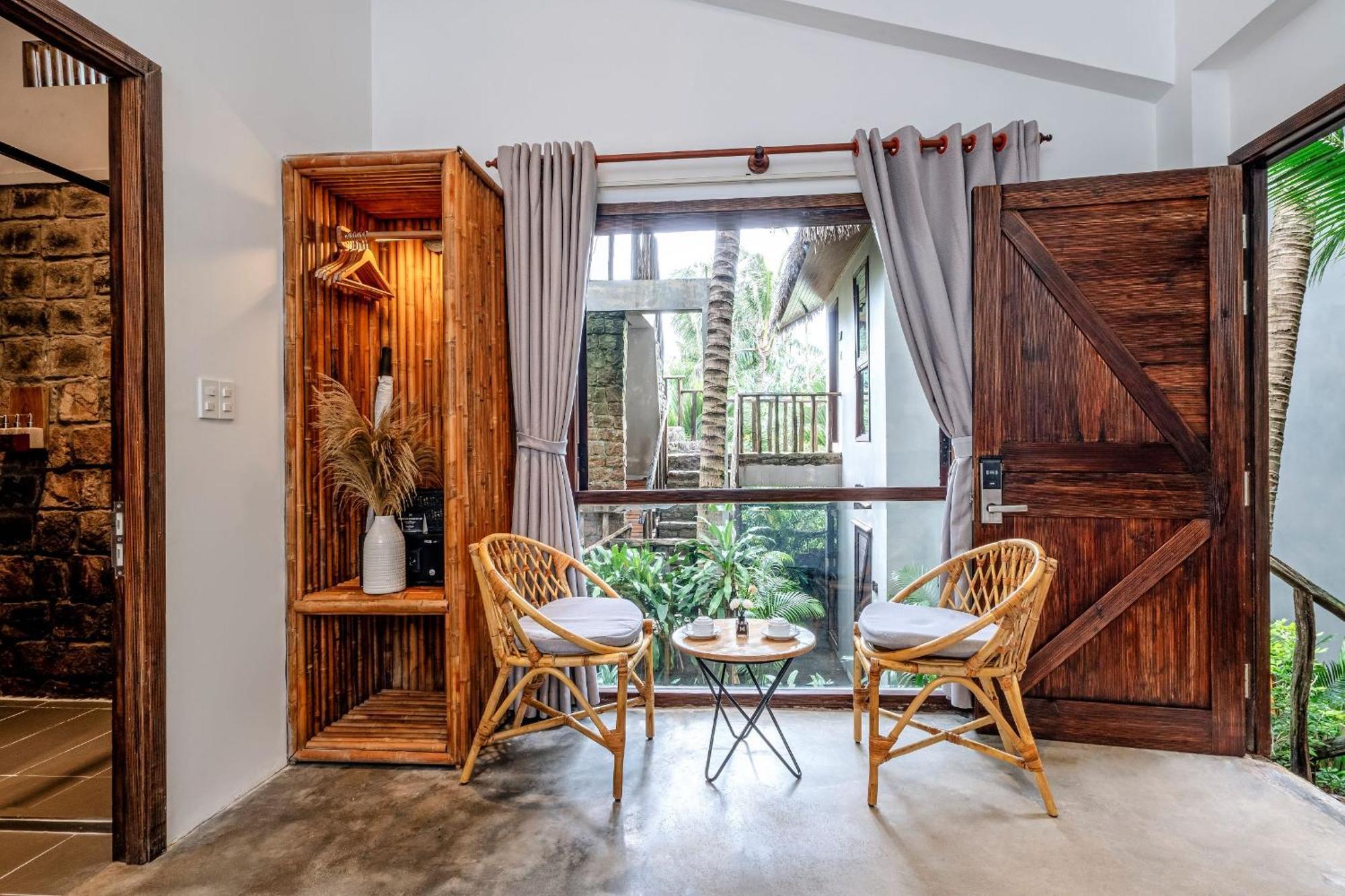 M Village Resort 4*