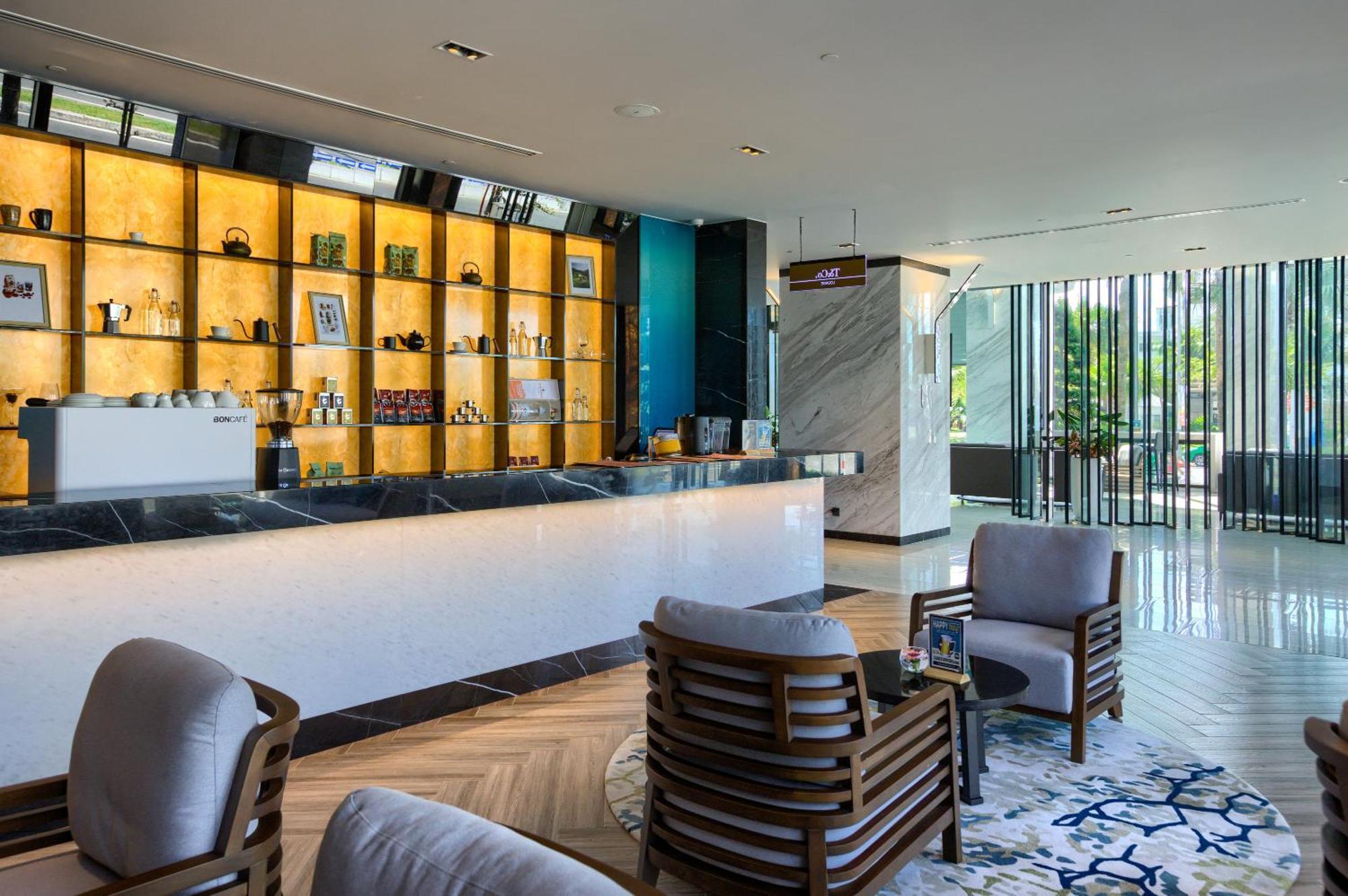 Hilton Garden 4*