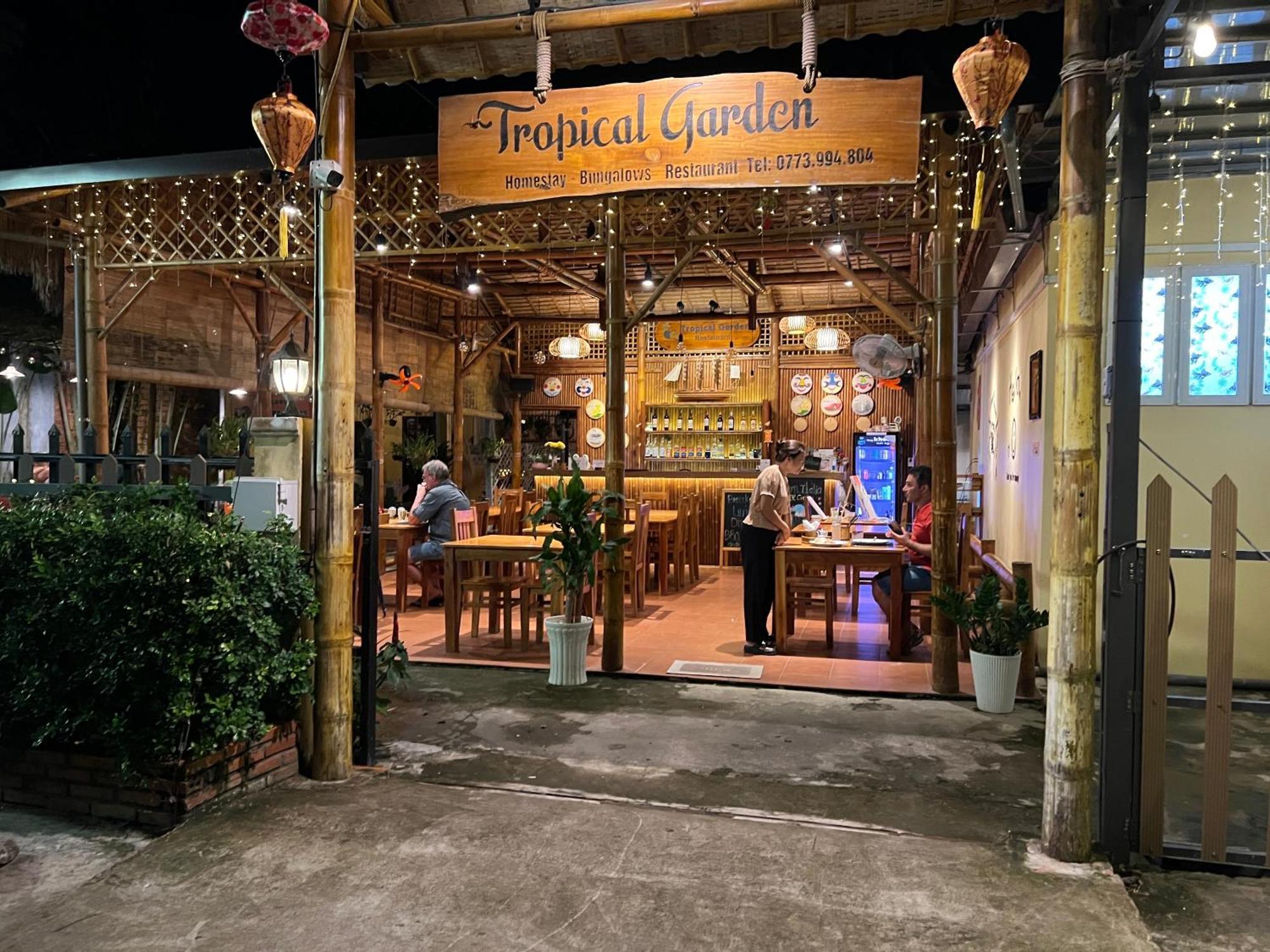 Ở trọ Tropical Garden