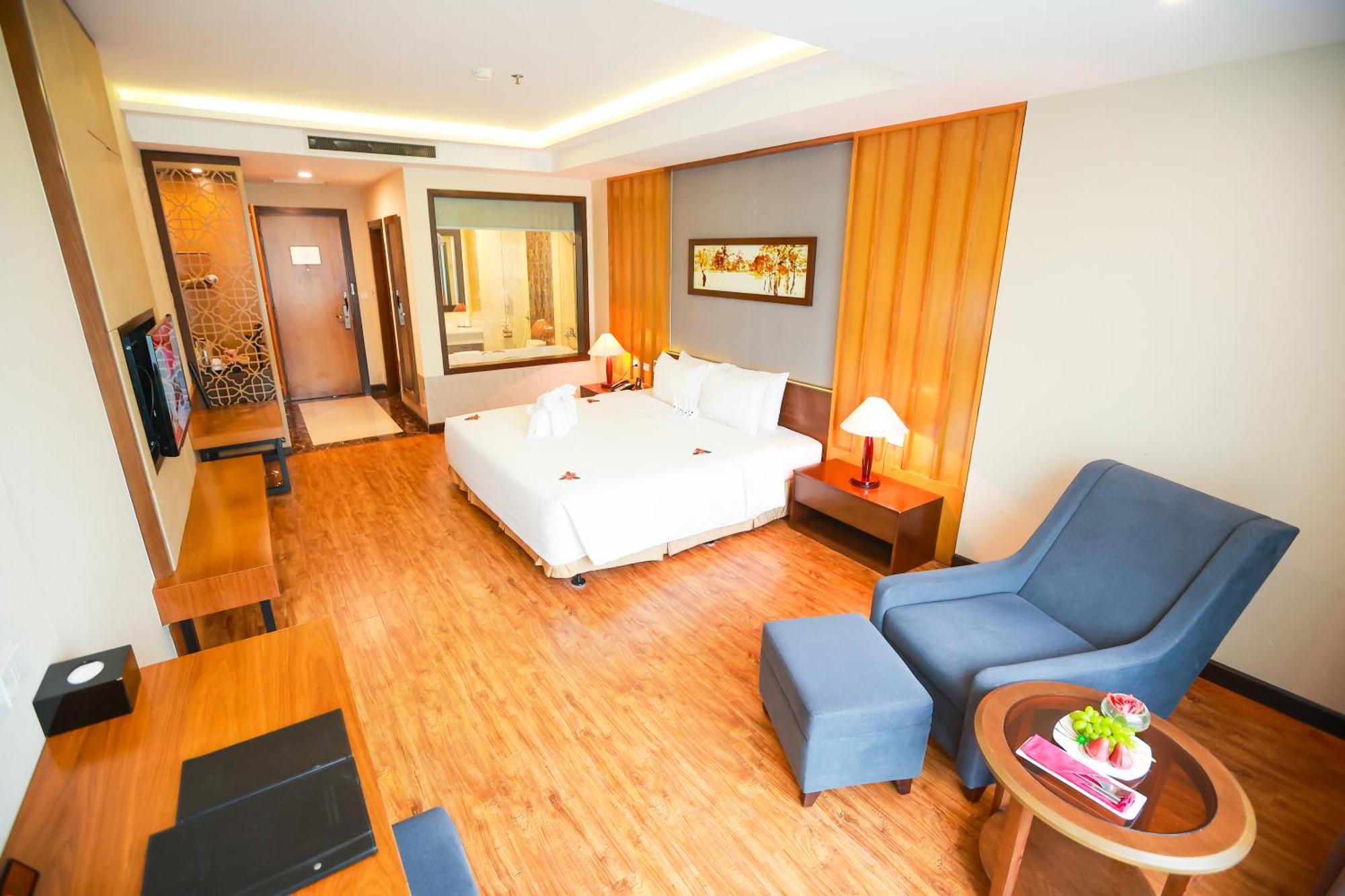 Muong Thanh Luxury Nhat Le