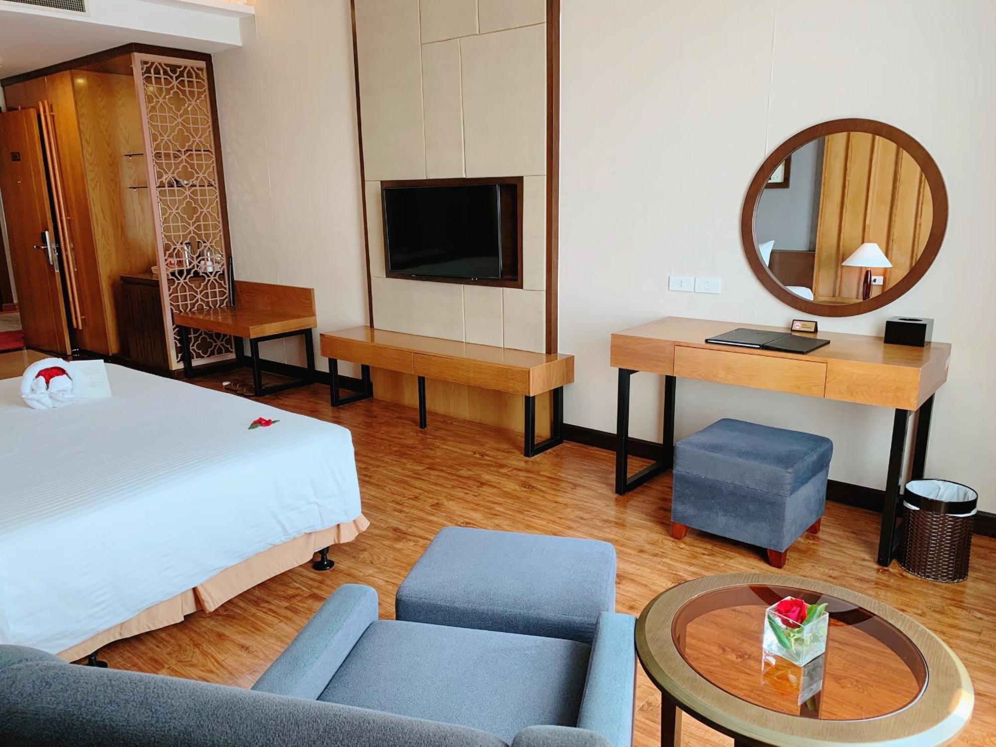 Muong Thanh Luxury Nhat Le