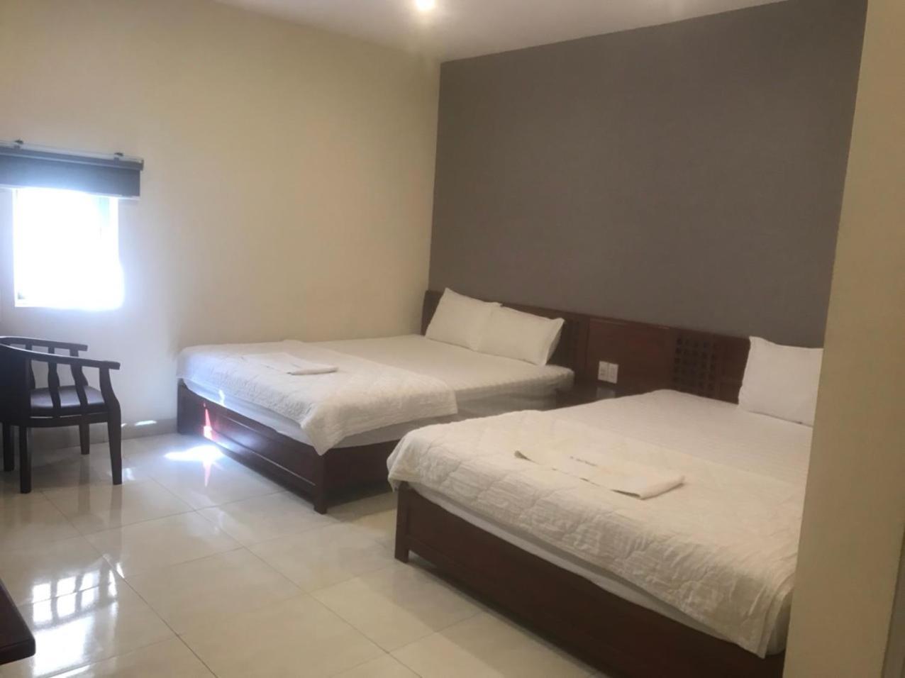 Gold Hotel