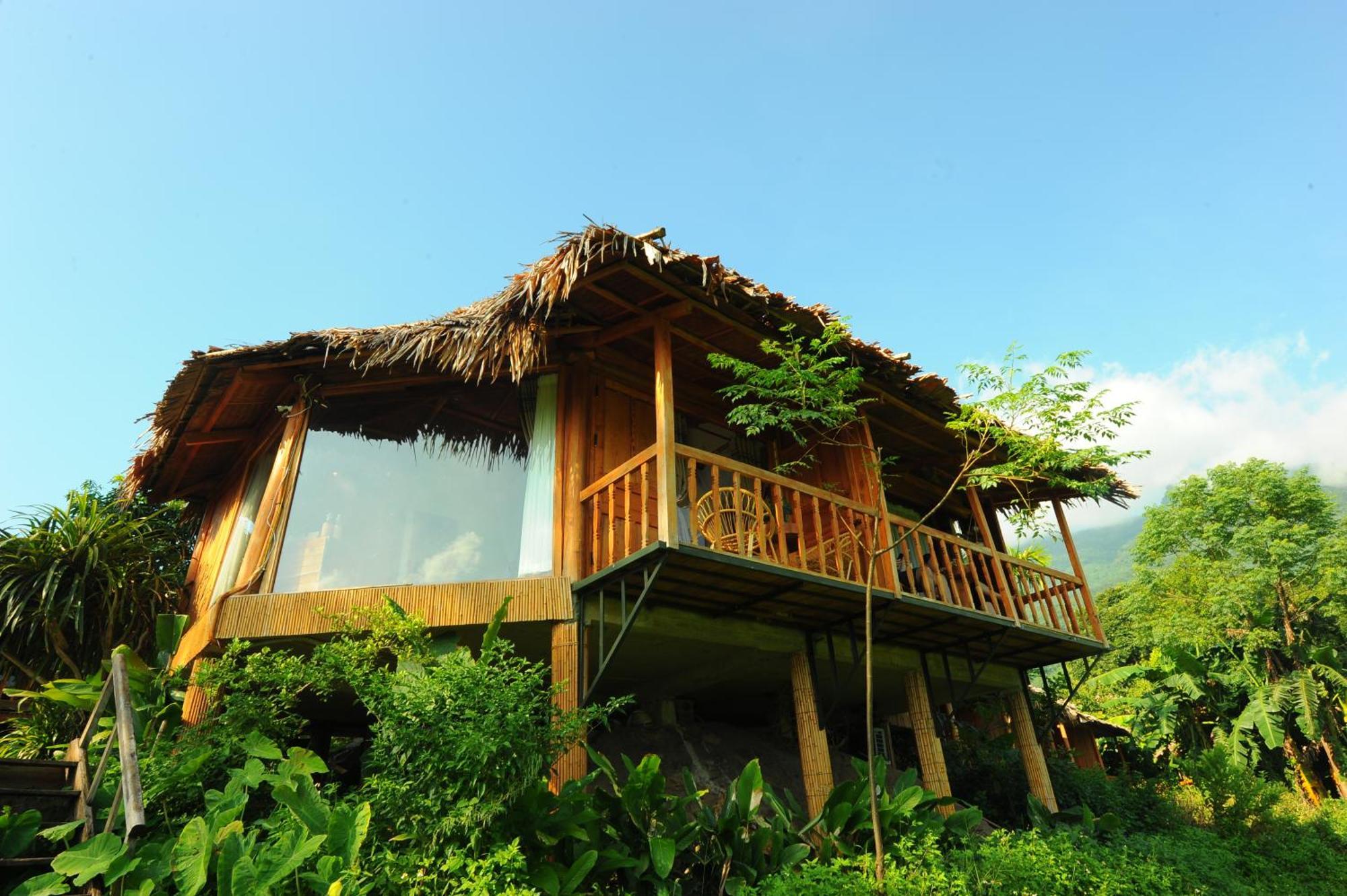 Natura Resort