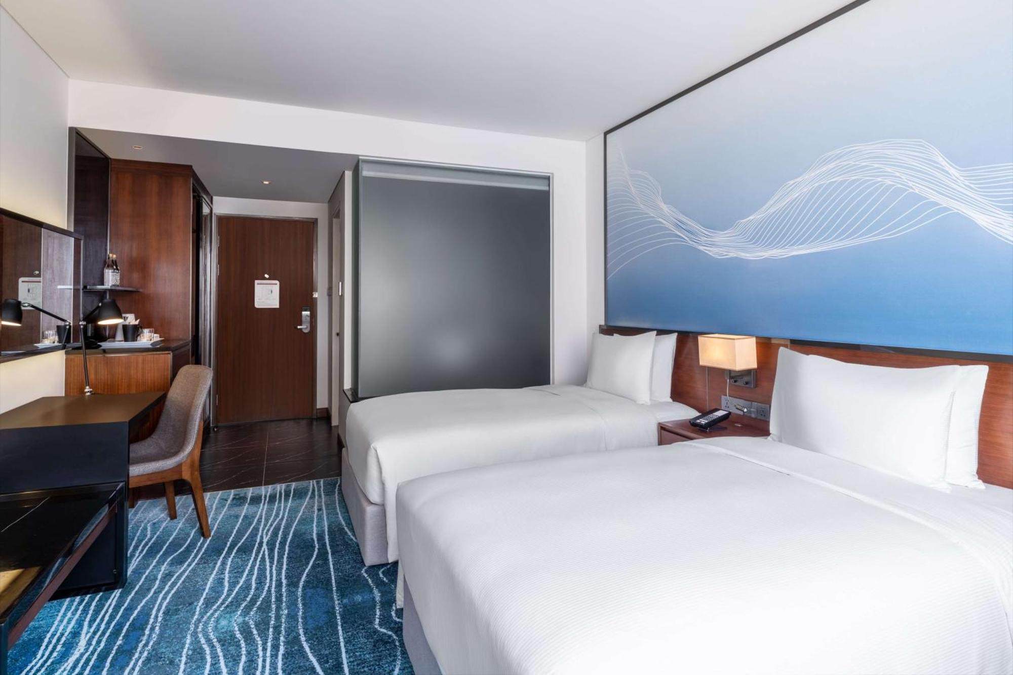 Hilton Garden Hotel 4*
