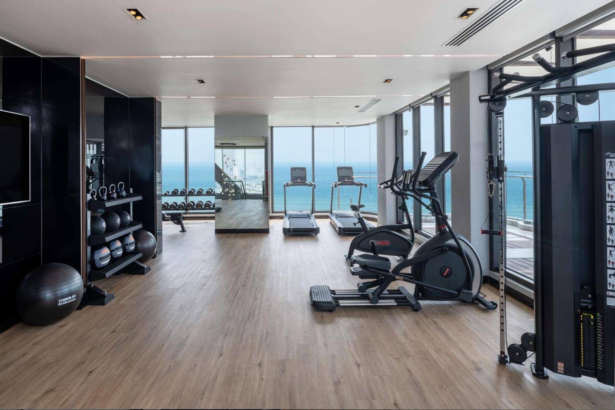 Hilton Garden Hotel 4*