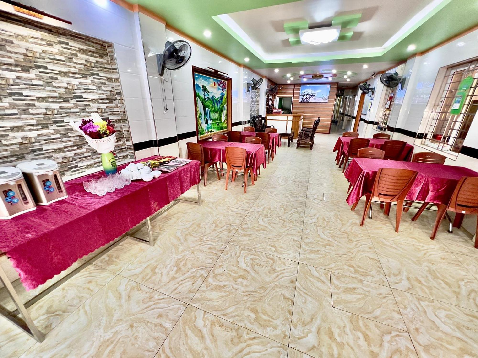 Hotel Manh Vuong Catba 3*