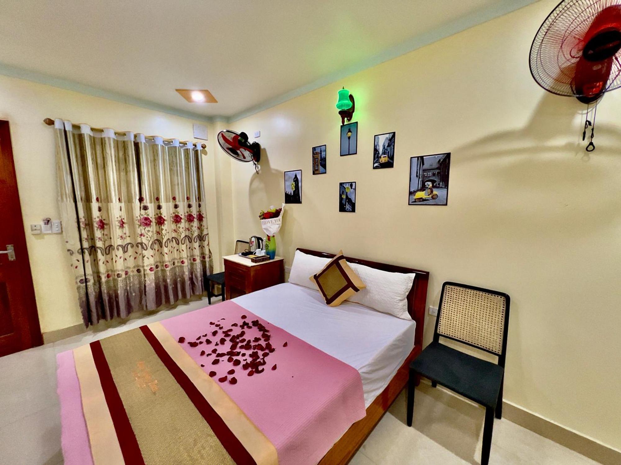 Hotel Manh Vuong Catba