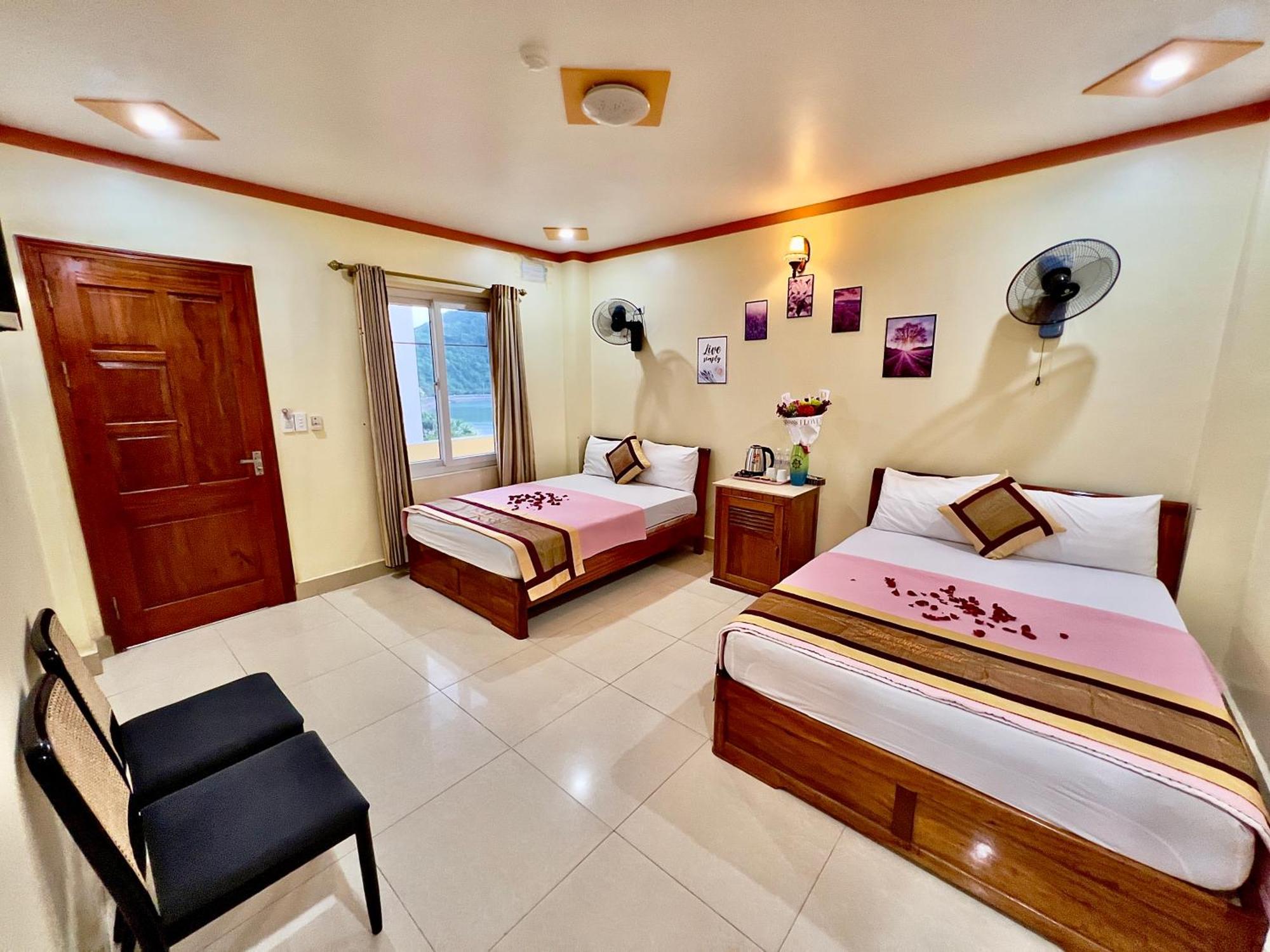 Hotel Manh Vuong Catba