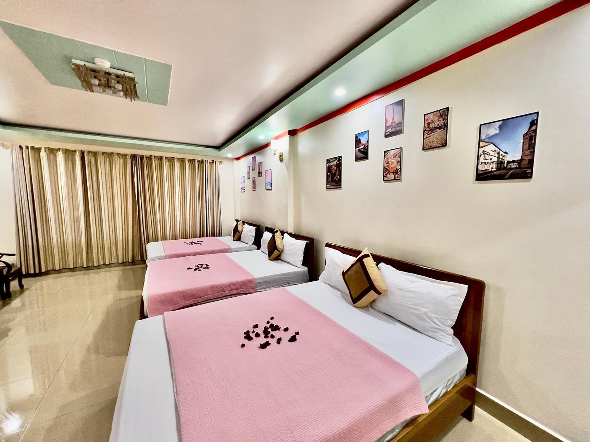 Manh Vuong Catba Hotel