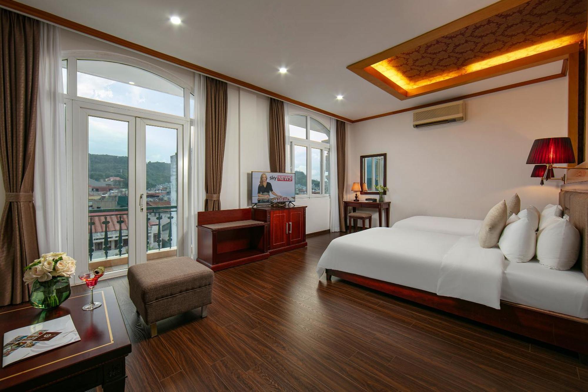 Star Hotel