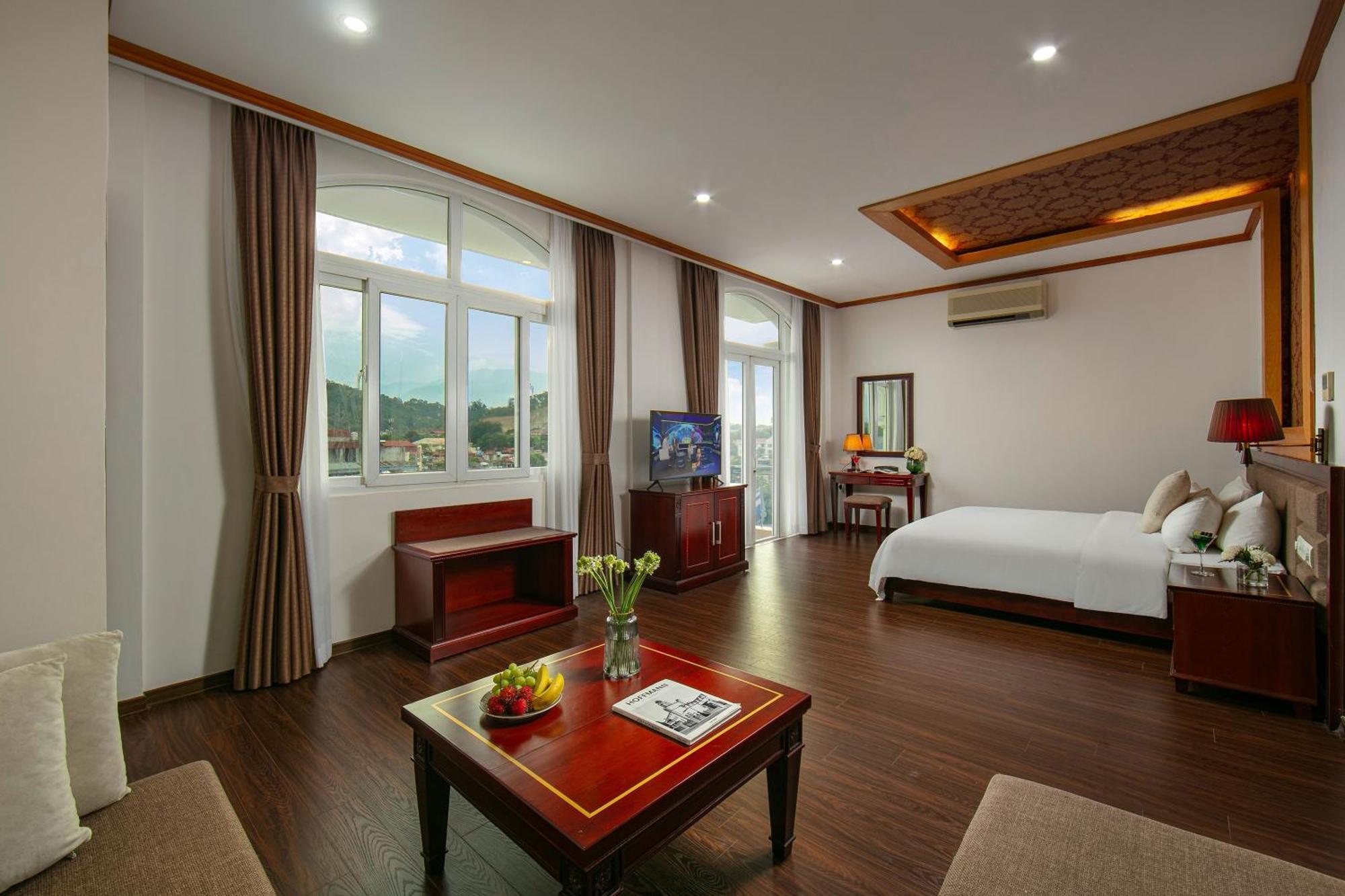 Star Hotel