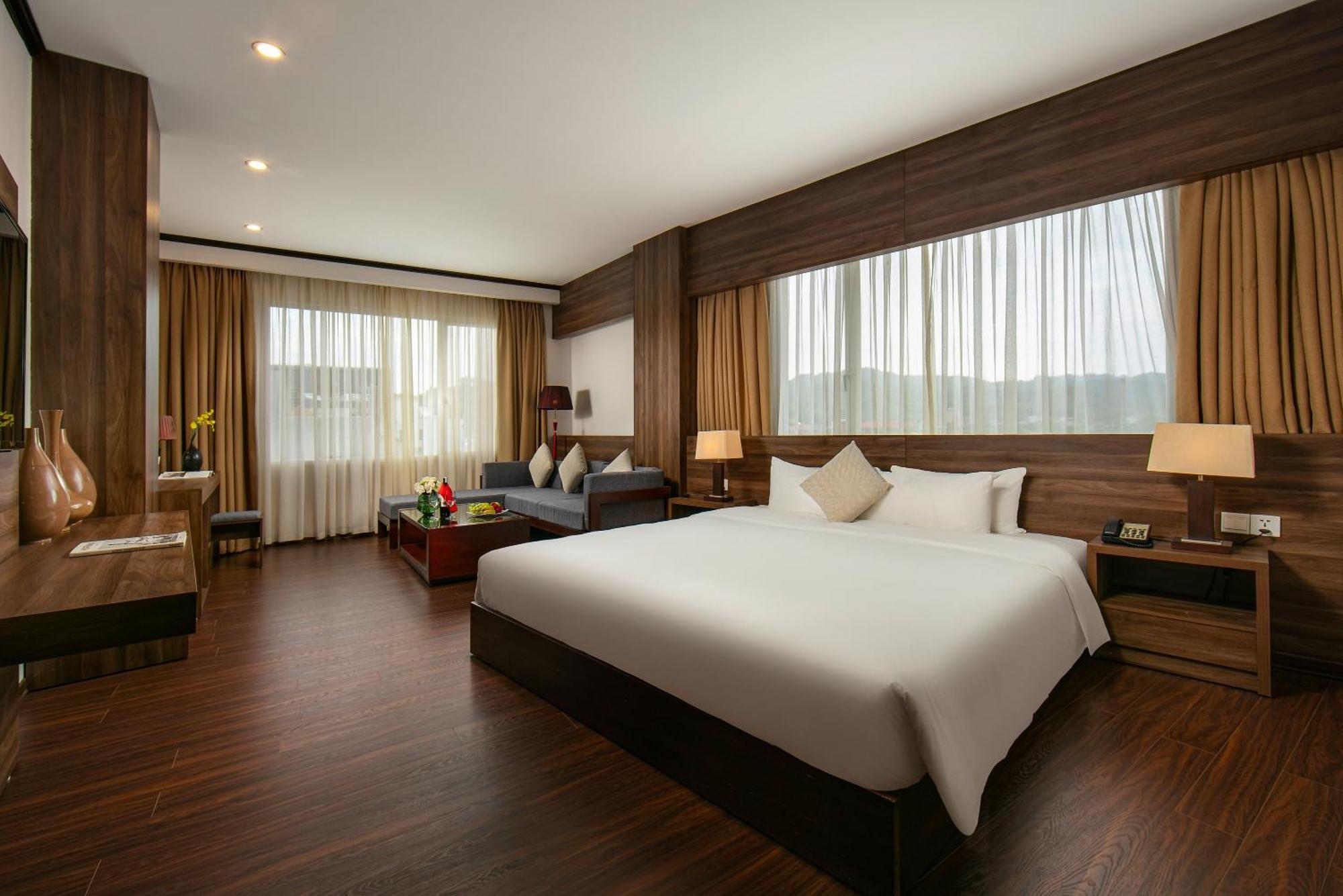 Star Hotel Lào Cai