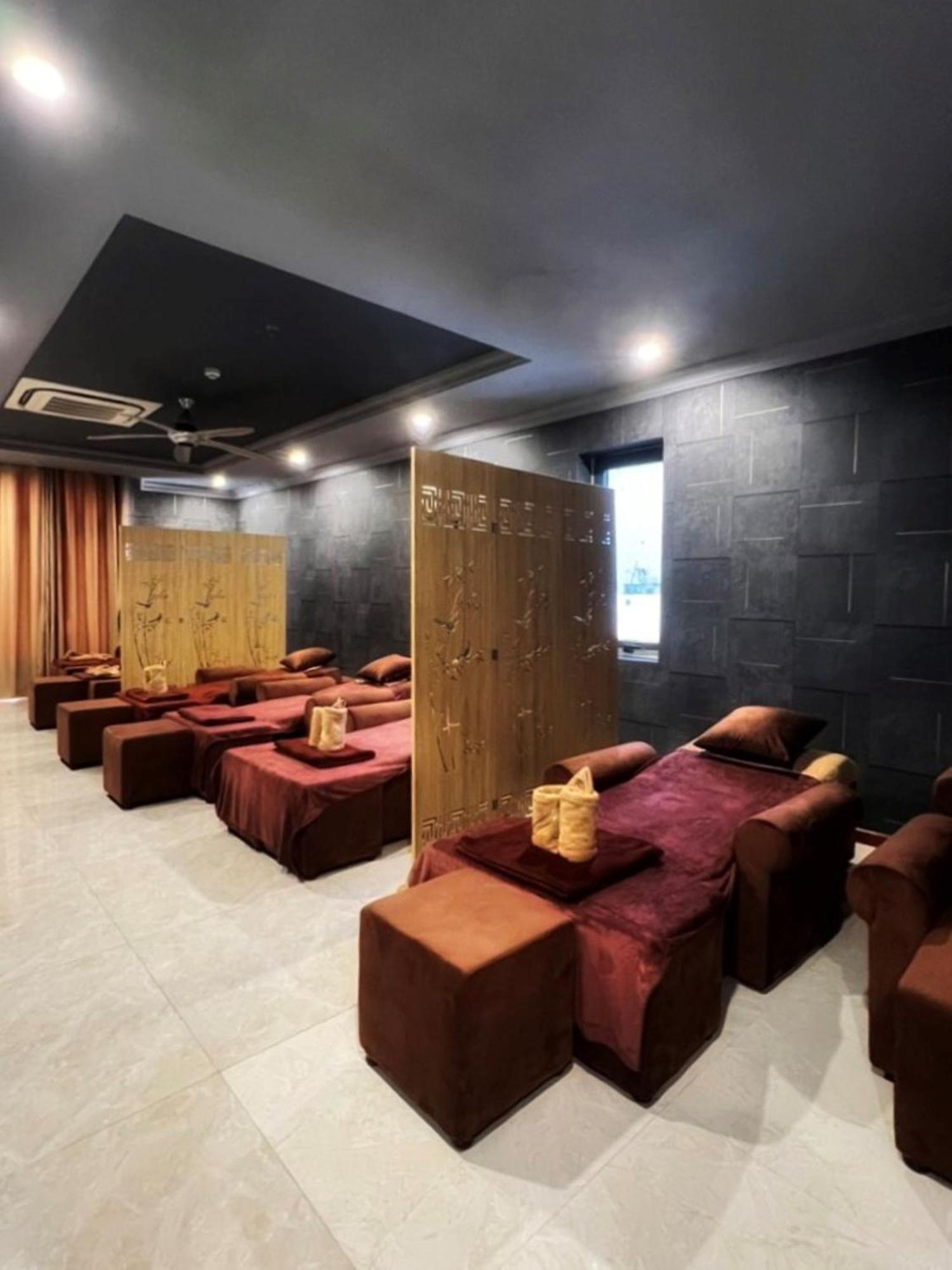 K Sauna And Massage