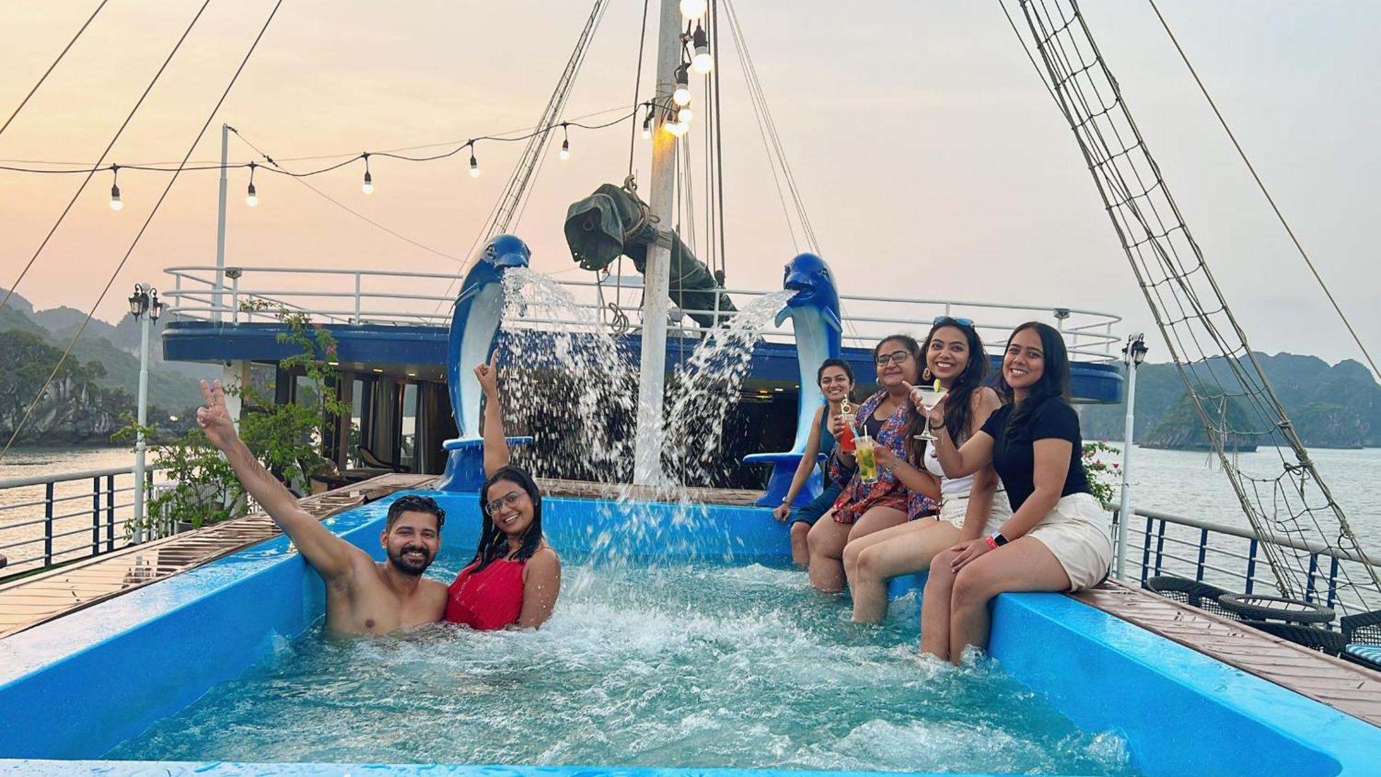 Lan Ha Lotus Cruise 4* Ha Long