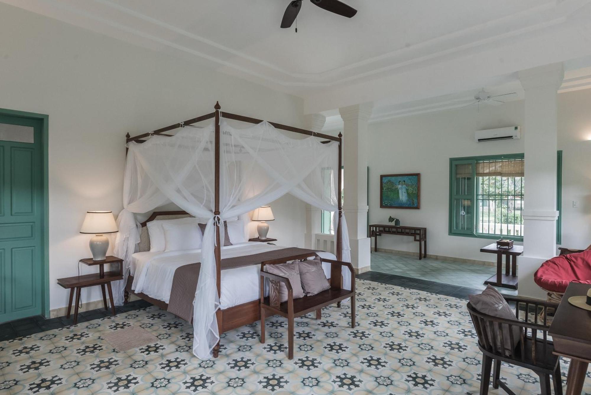 Poulo Condor Boutique & 4*