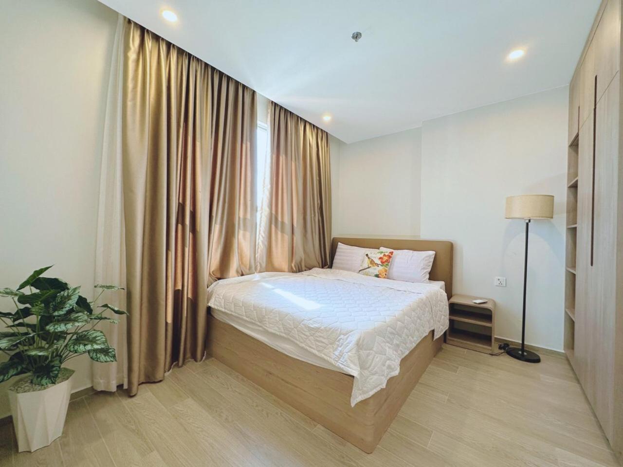 The Song - Homestay 1992 * Vung Tau