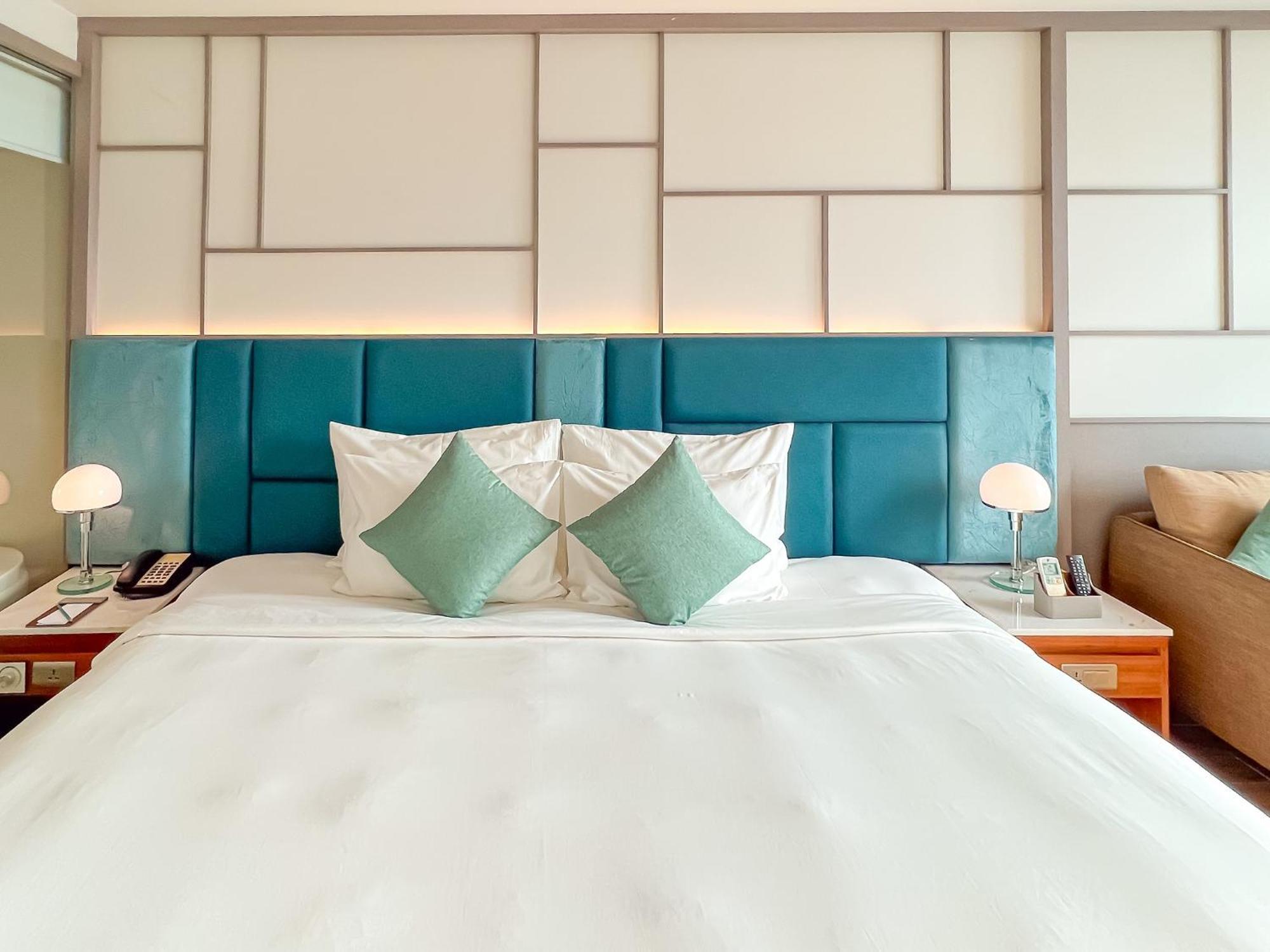 Hotel Seaesta 4*