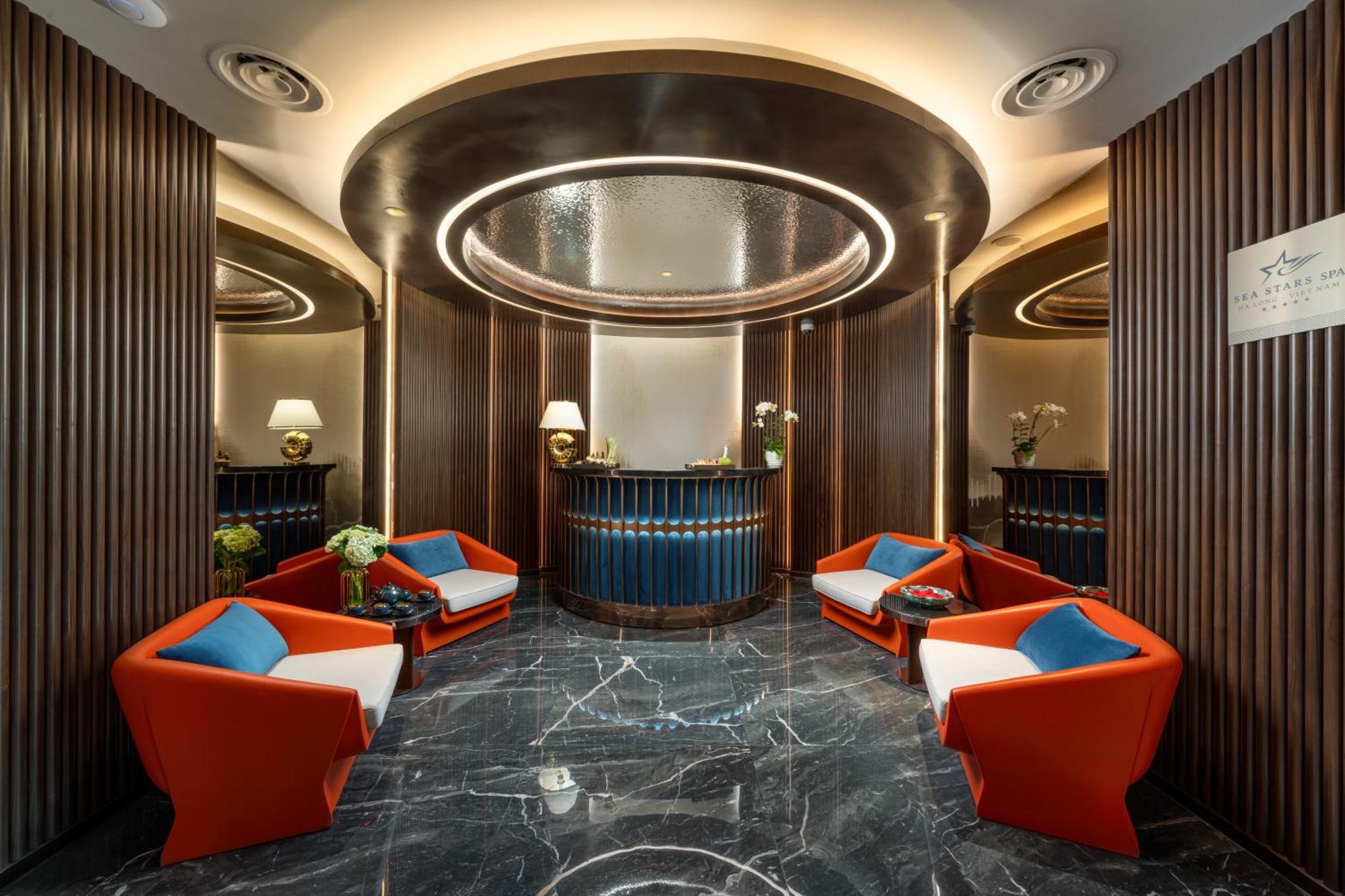 Sea Stars Cruise Bay * Ha Long