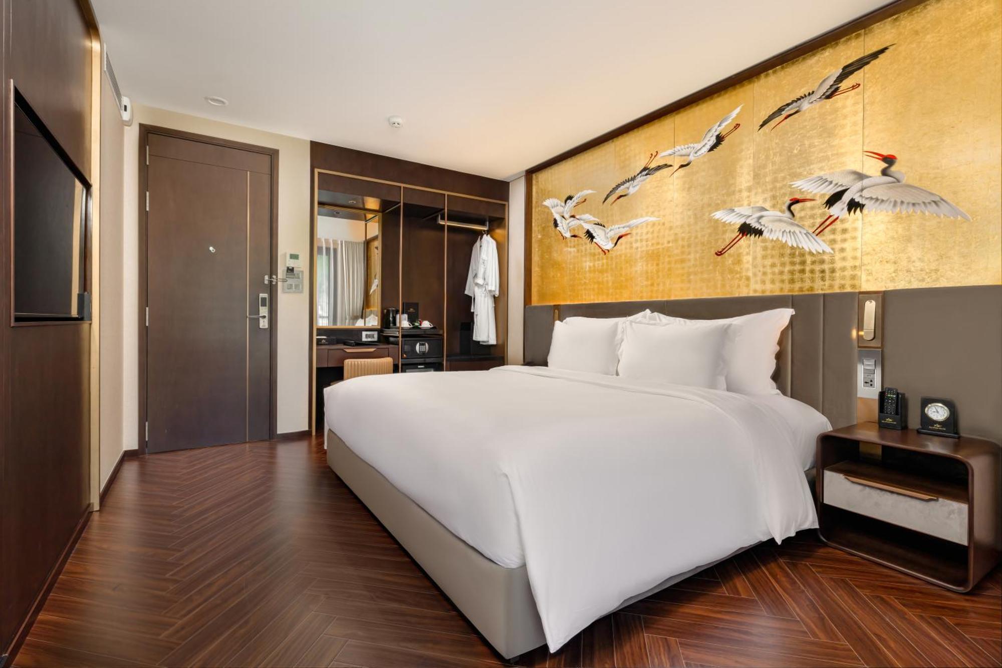 Sea Stars Cruise Bay Botel *
