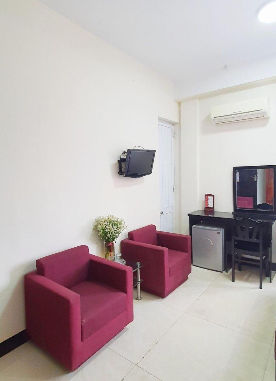 Canary Hotel Hue