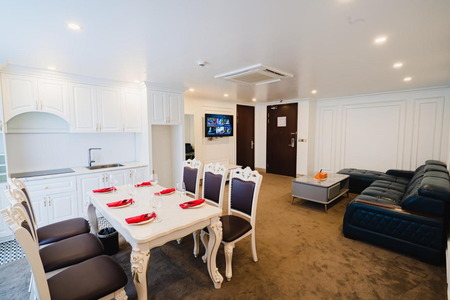Hotel Grand View Palace