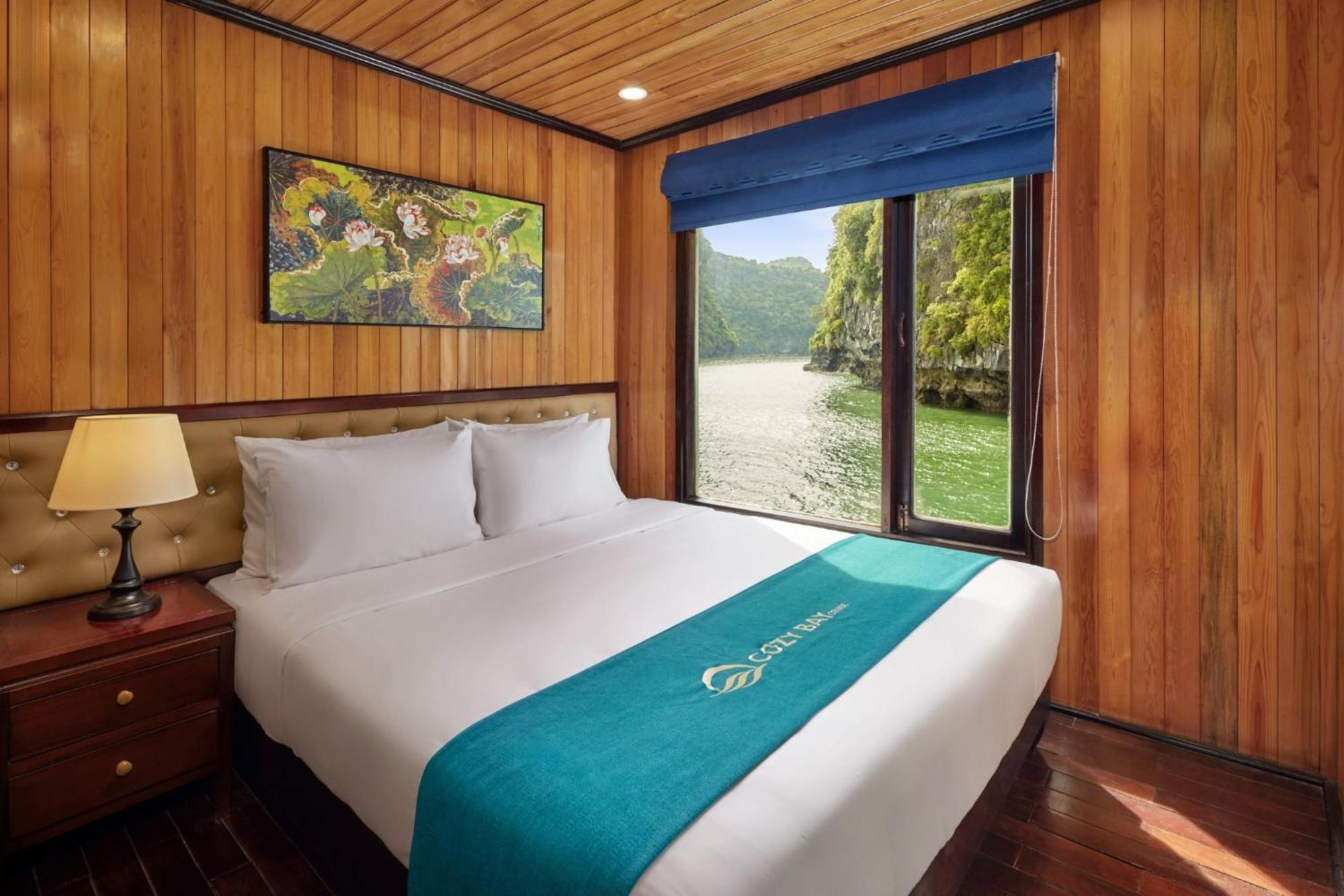 Cozy Bay Cruise Hạ Long