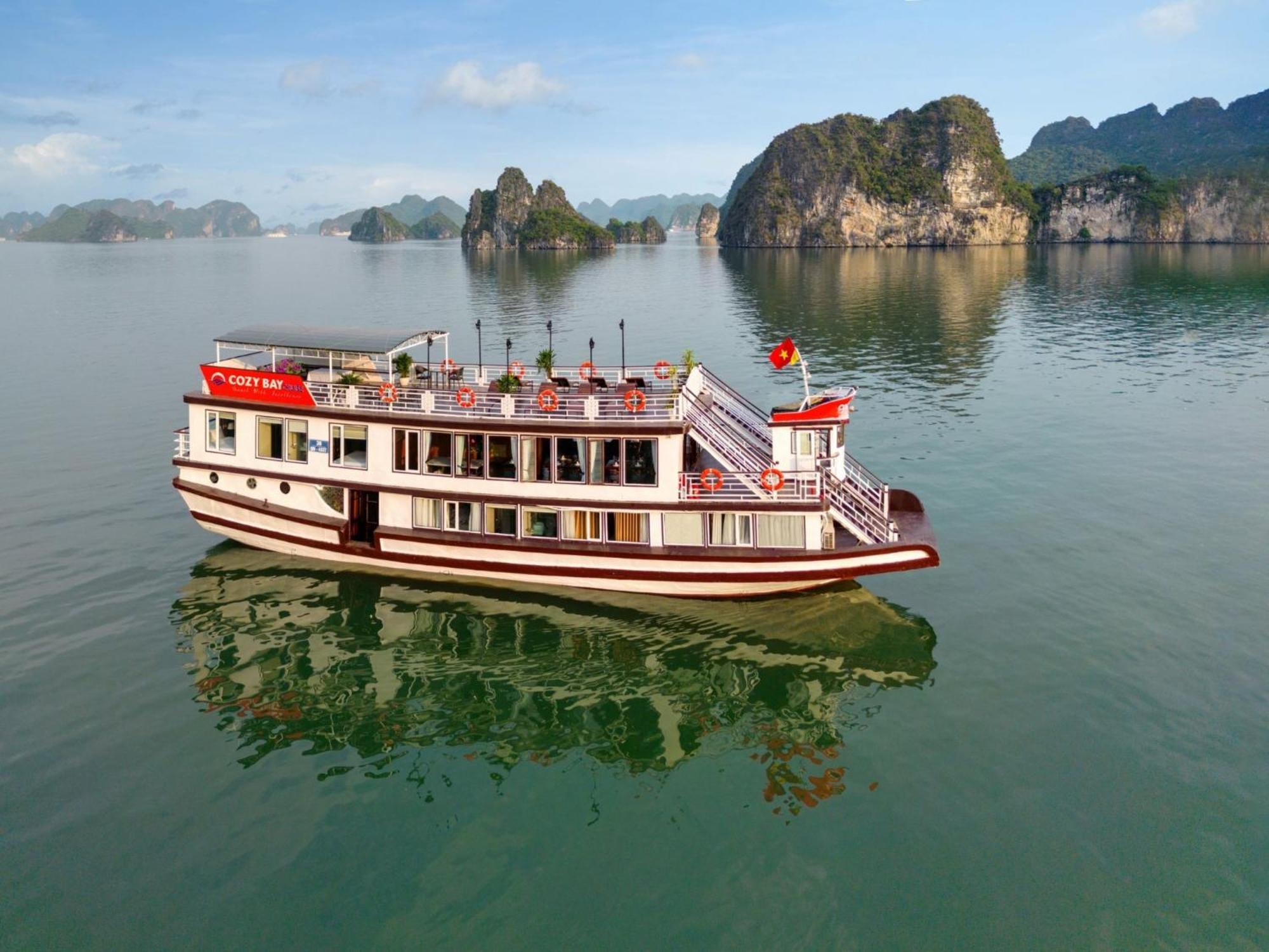 Cozy Bay Cruise  Hạ Long