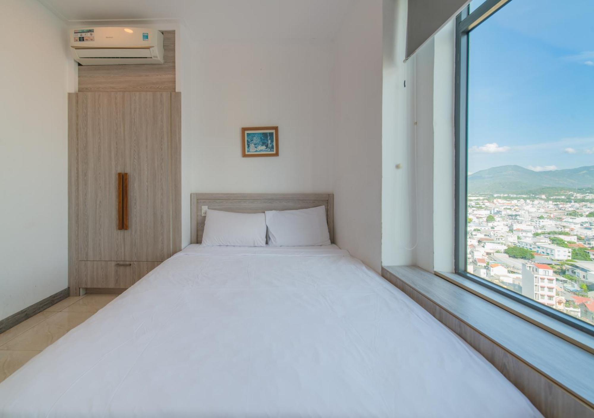 Ho Vien Trieu - Thai Ha Apartment