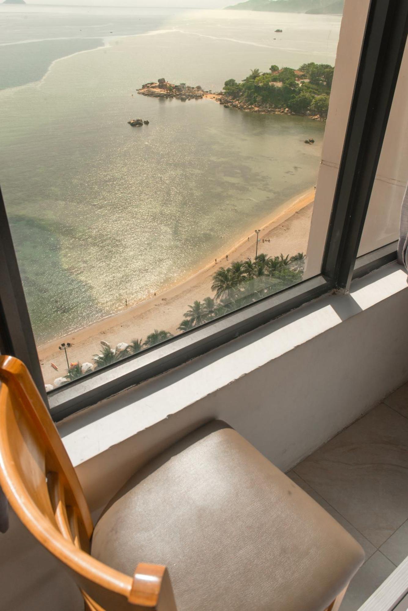 Ho Vien Trieu - Thai Ha * Nha Trang