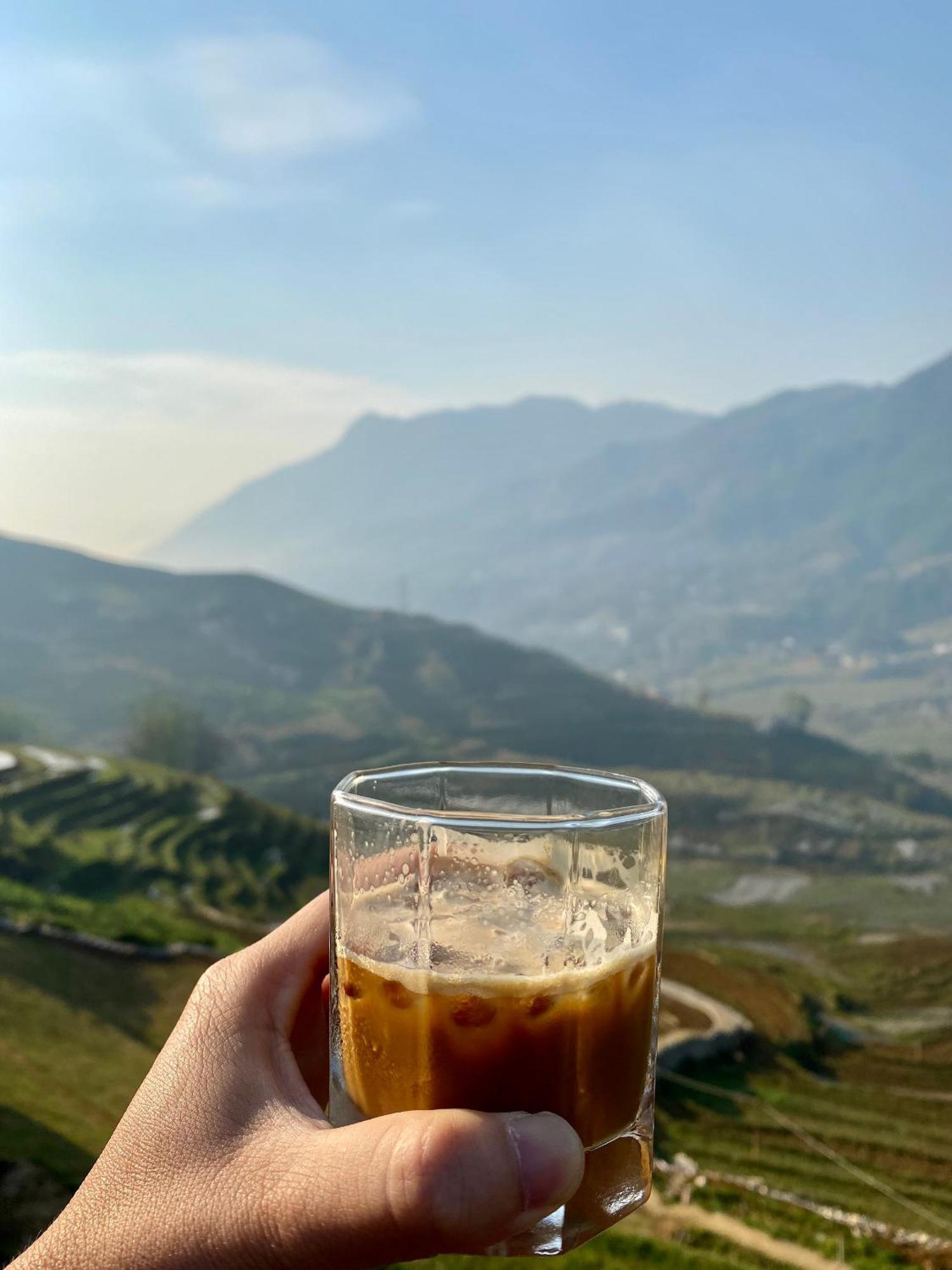 Khách sạn Arista