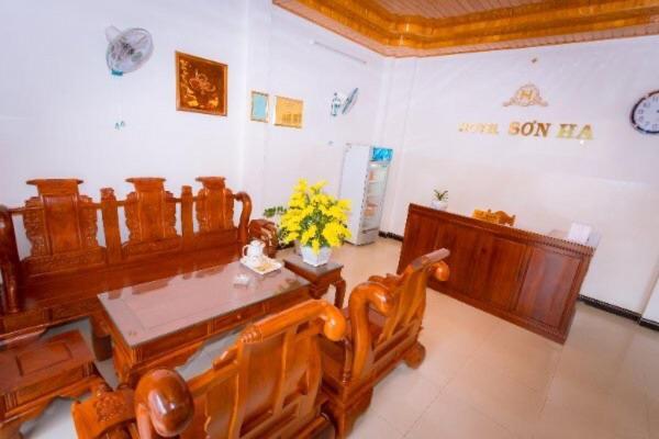 Khach San Son Ha Hotel *
