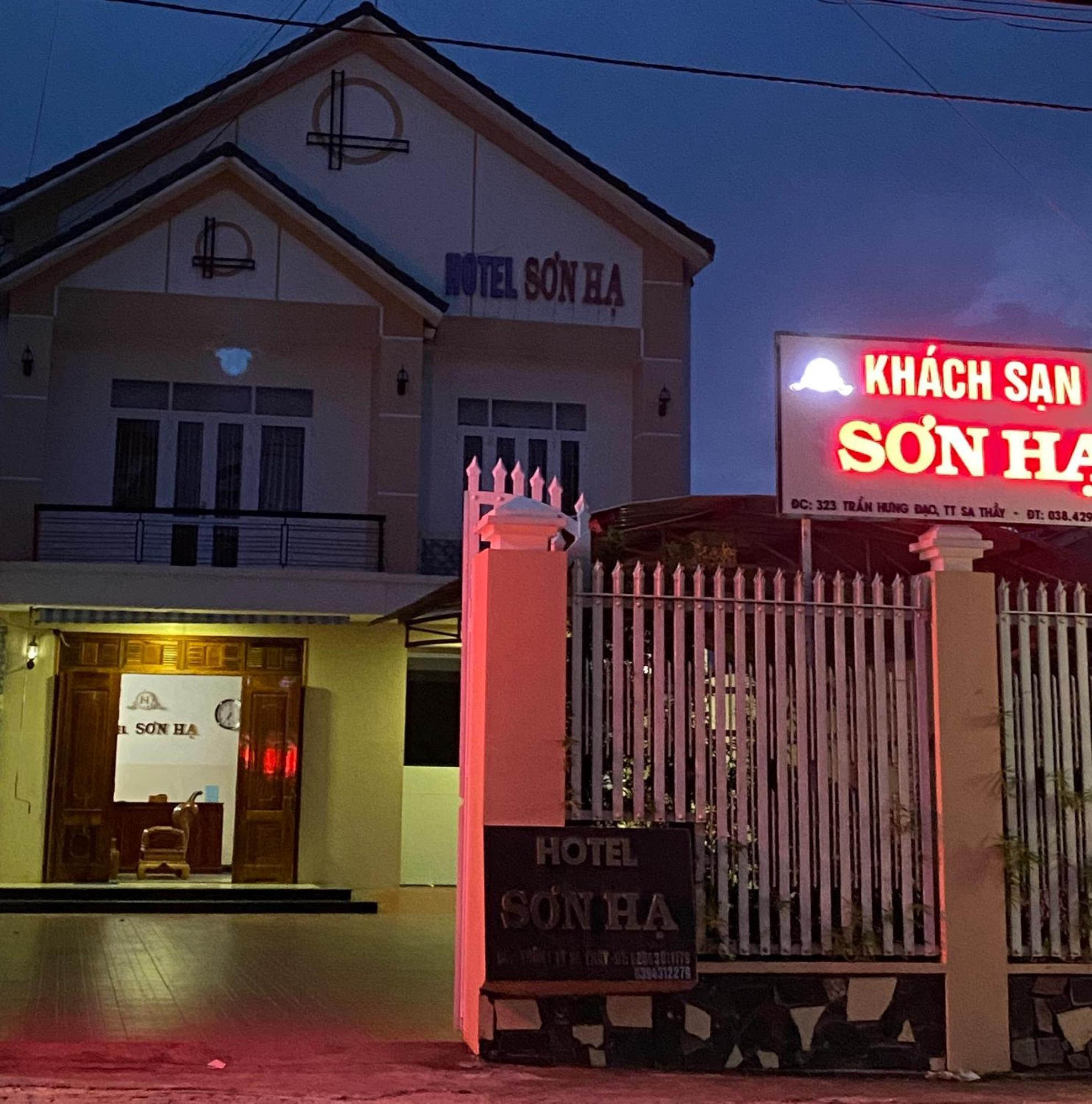 Khach San Son Ha *