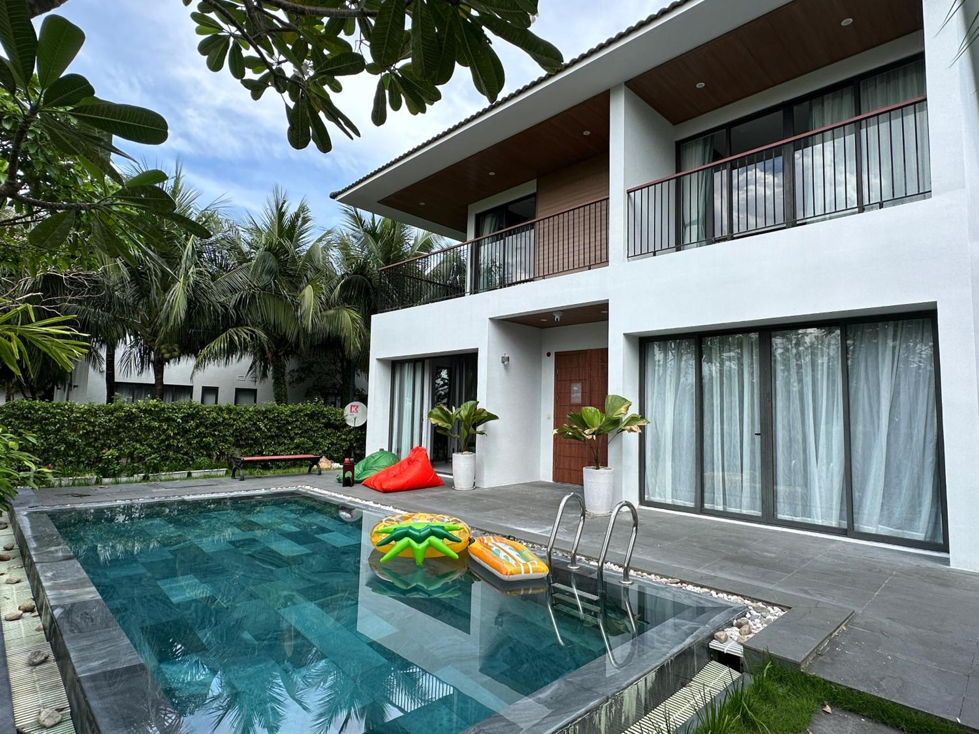Villa West Private Swimming Pool