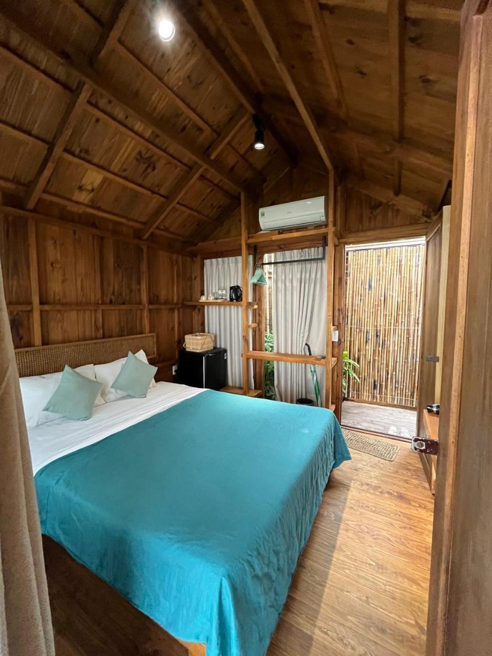 Hola - Club & Eco Glamping 5*
