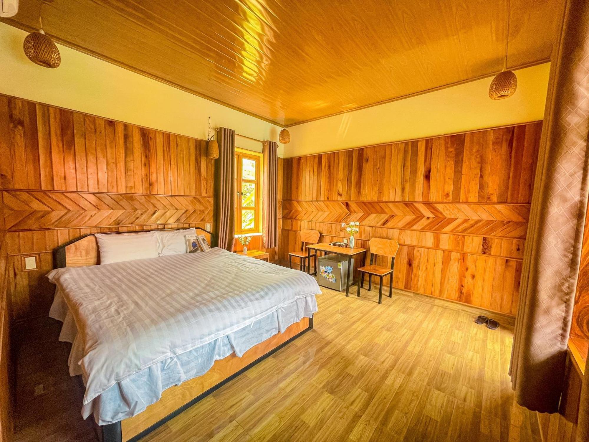 Bed & Breakfast Cosiana Ninh Binh