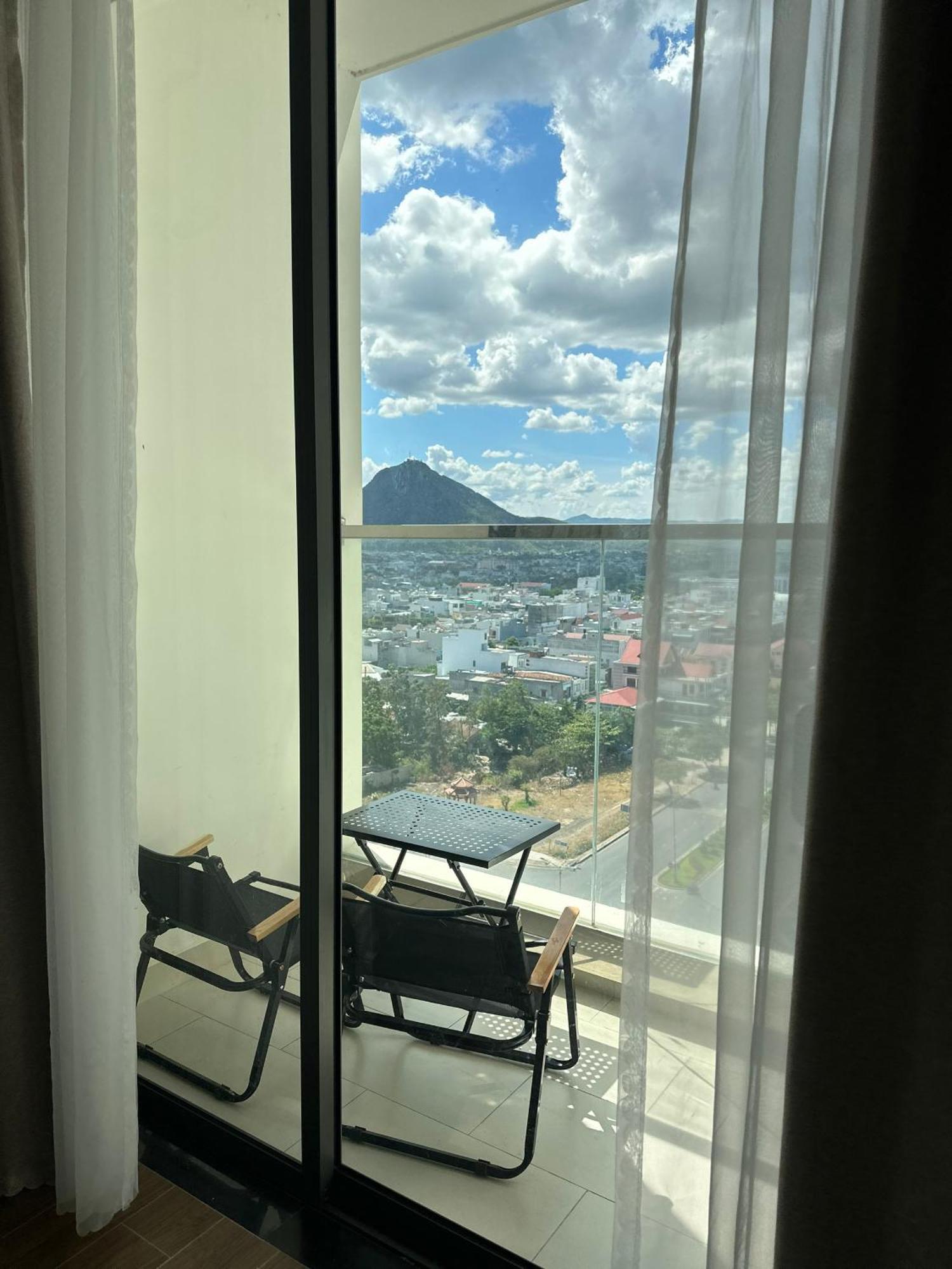 Khách sạn Apec Mandala Hadofinn 5*