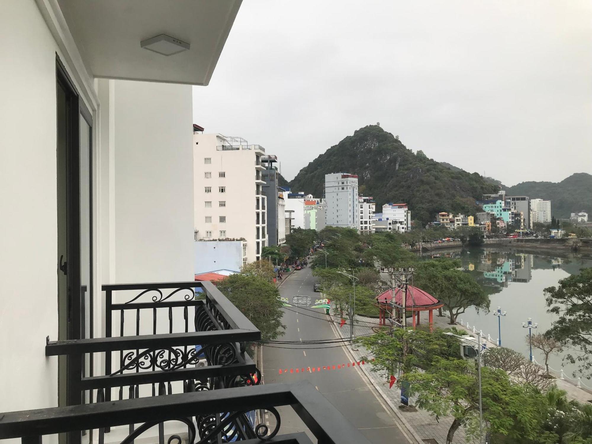 Sea Balcony Bed & Breakfast Dong Khe Sau