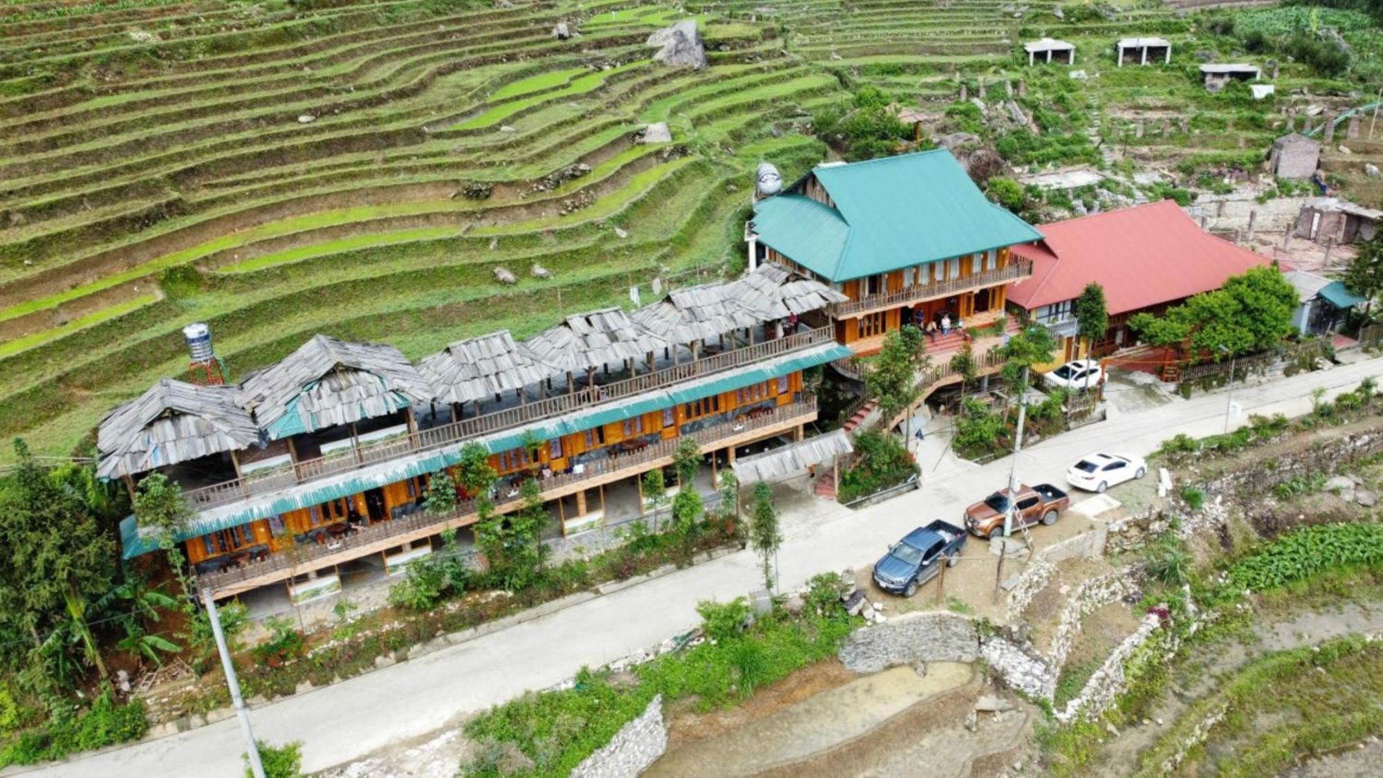 Nhà khách Hmong Wooden Sa Pa