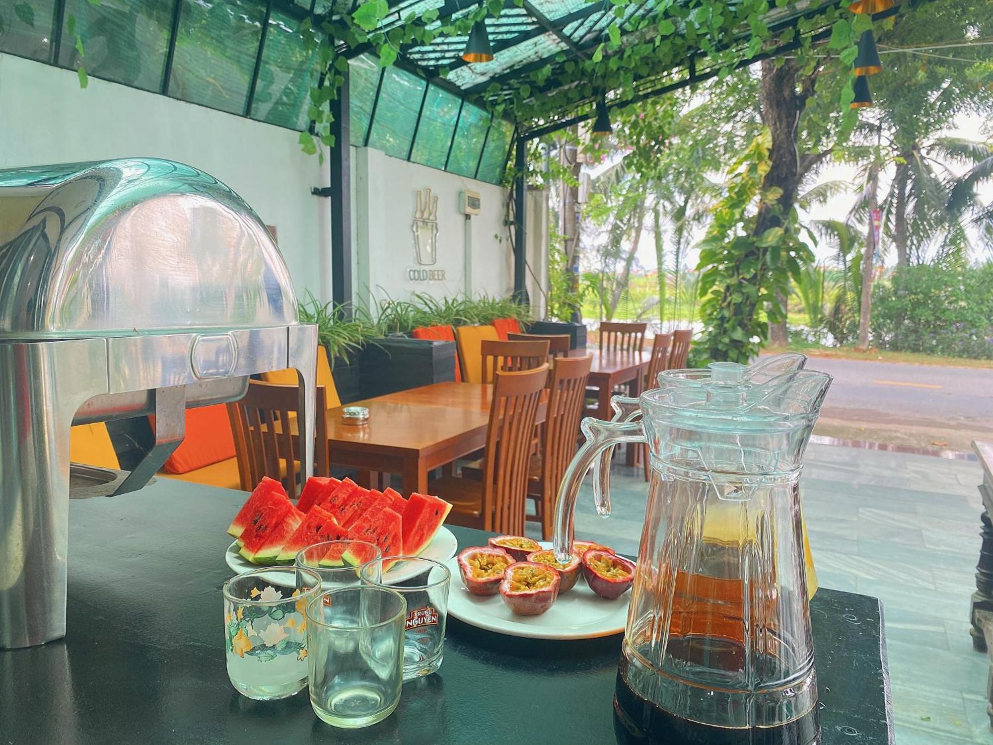Biệt thự Khách Sạn&biệt Thự Emerald Riverside *