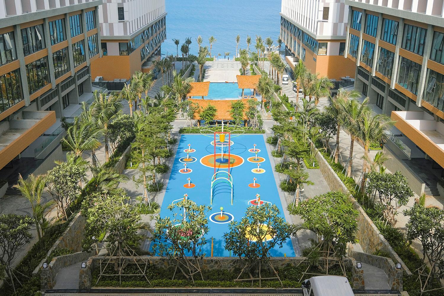 Apec Nirvana Peace Hotel