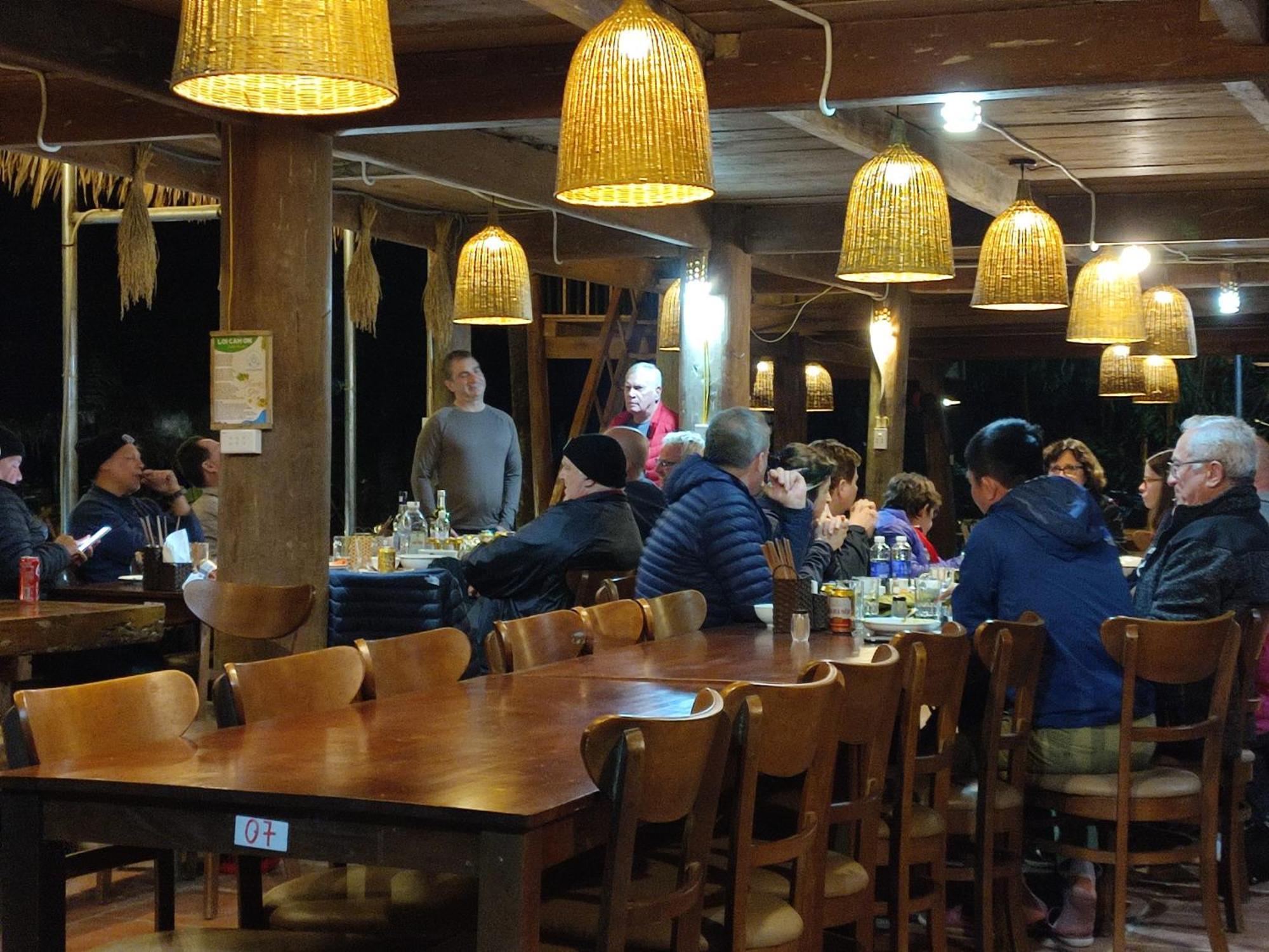 Privatunterkunft Pu Luong & Tours