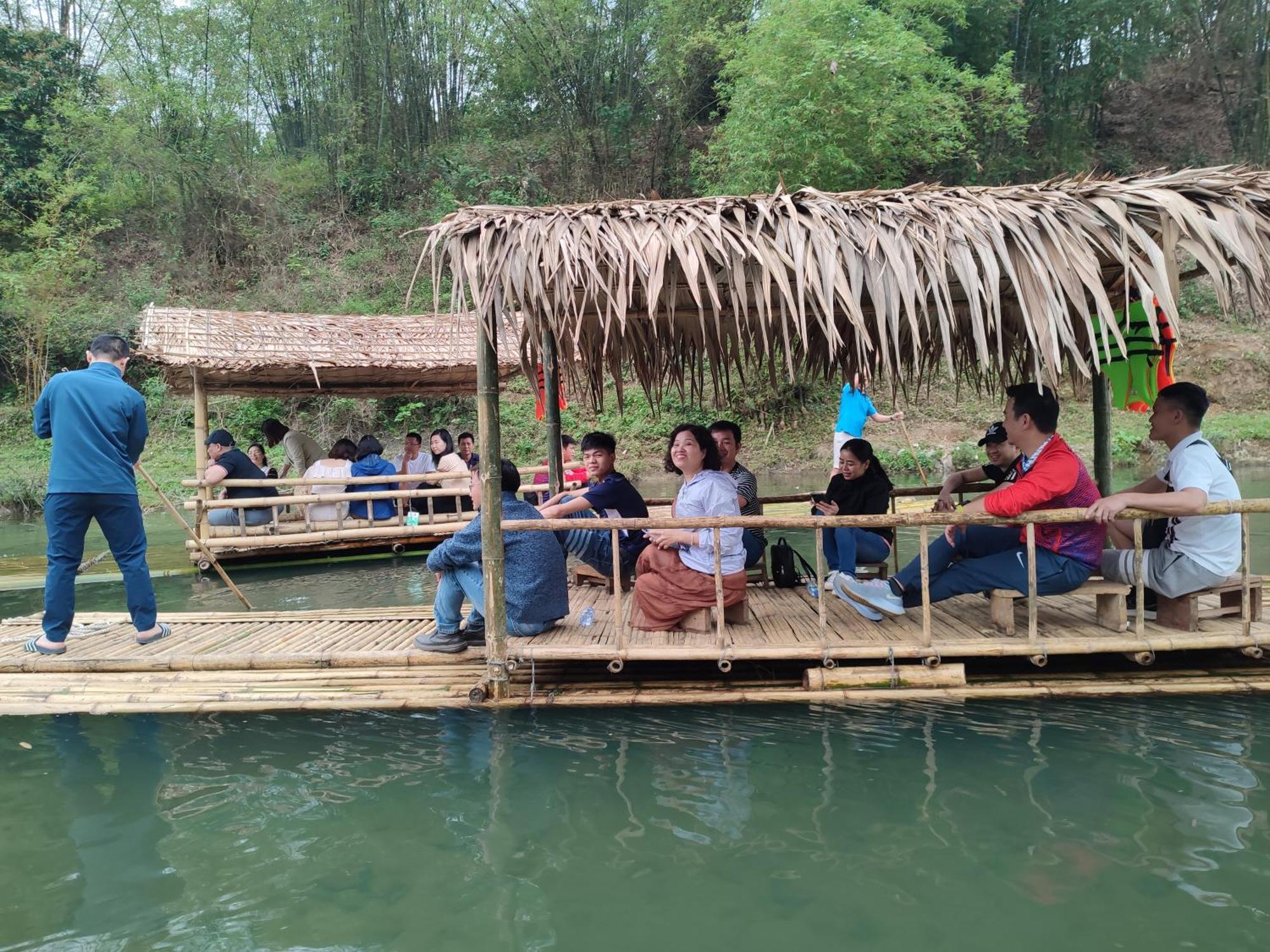 Privatunterkunft Pu Luong & Tours *