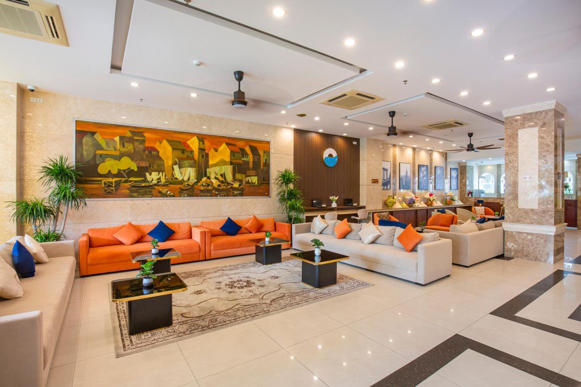 Hotel Seafront Da Nang