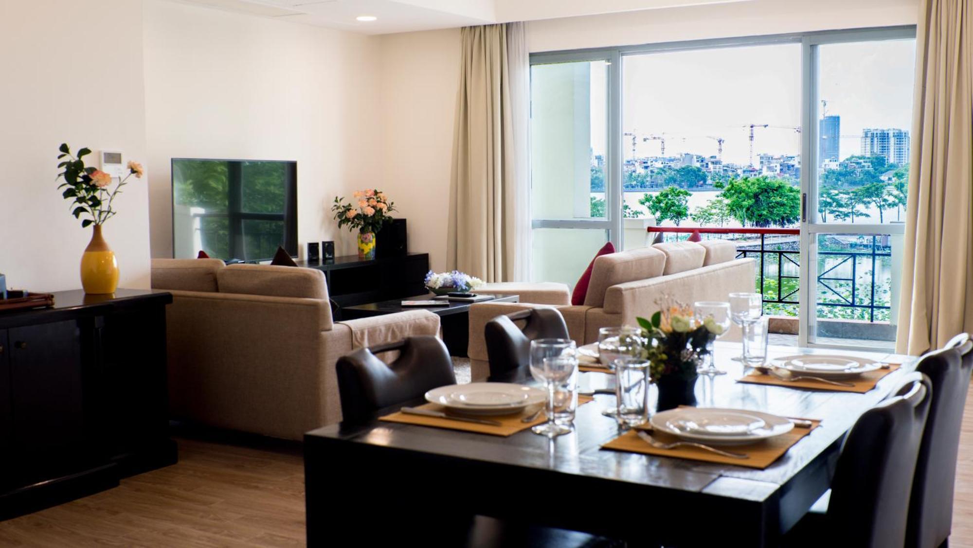 Diamond Westlake Apartment *