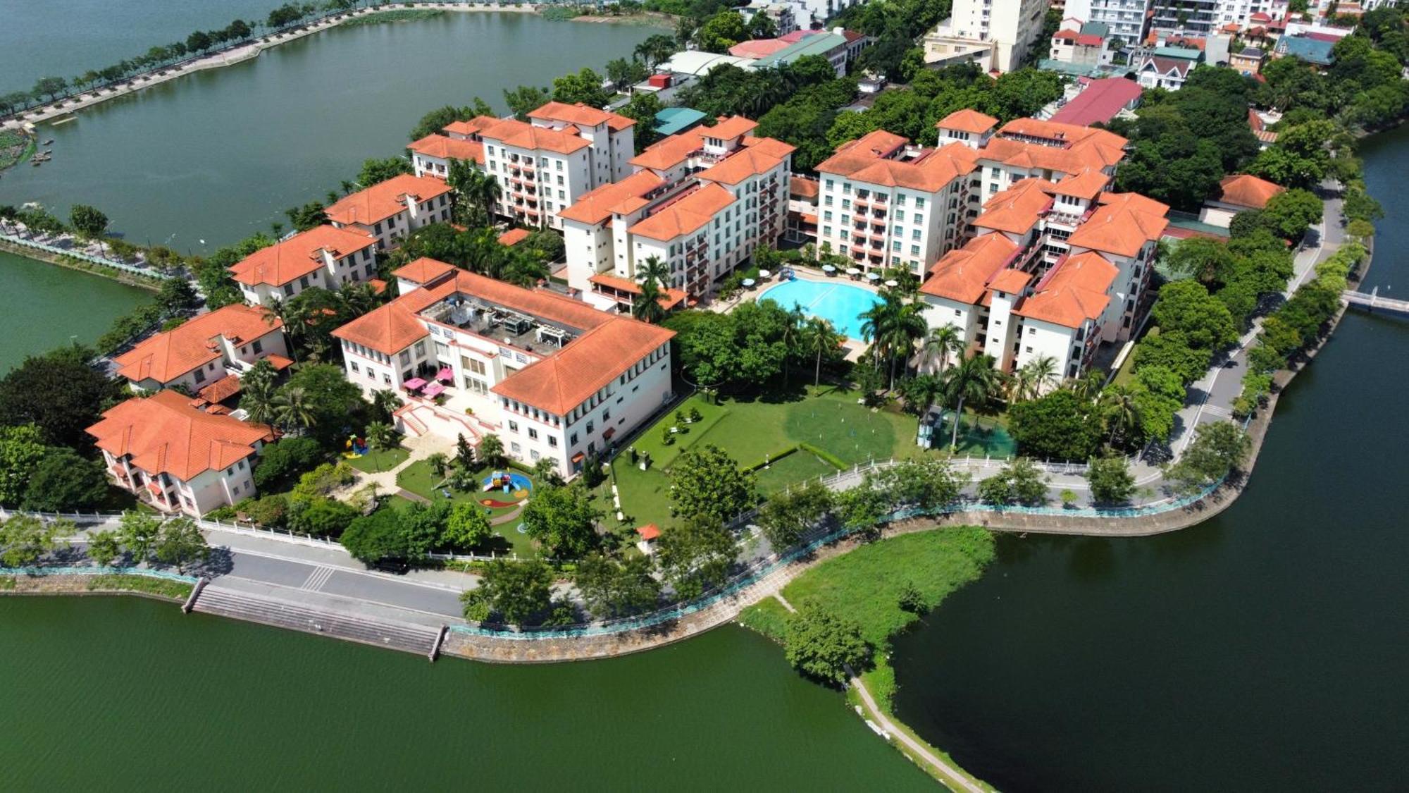 Diamond Westlake *