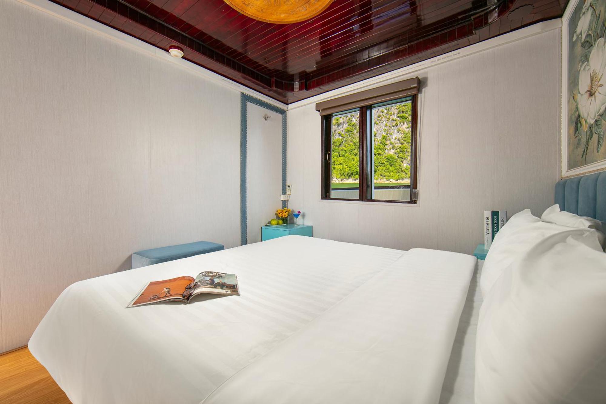 Du Thuyền Fantasea 2* Hạ Long