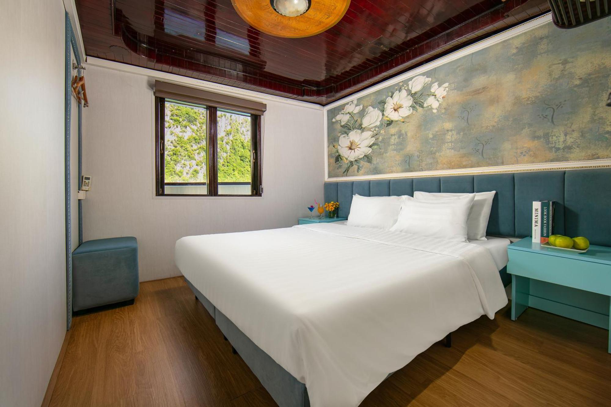 Du Thuyền Fantasea 2*